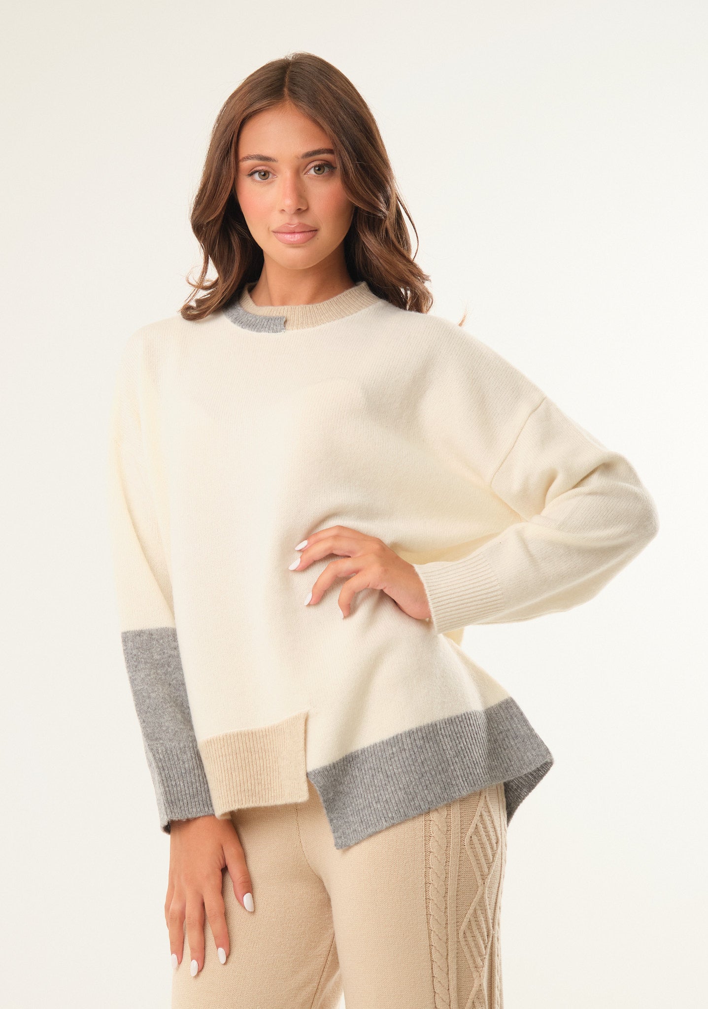 Maglione asimmetrico