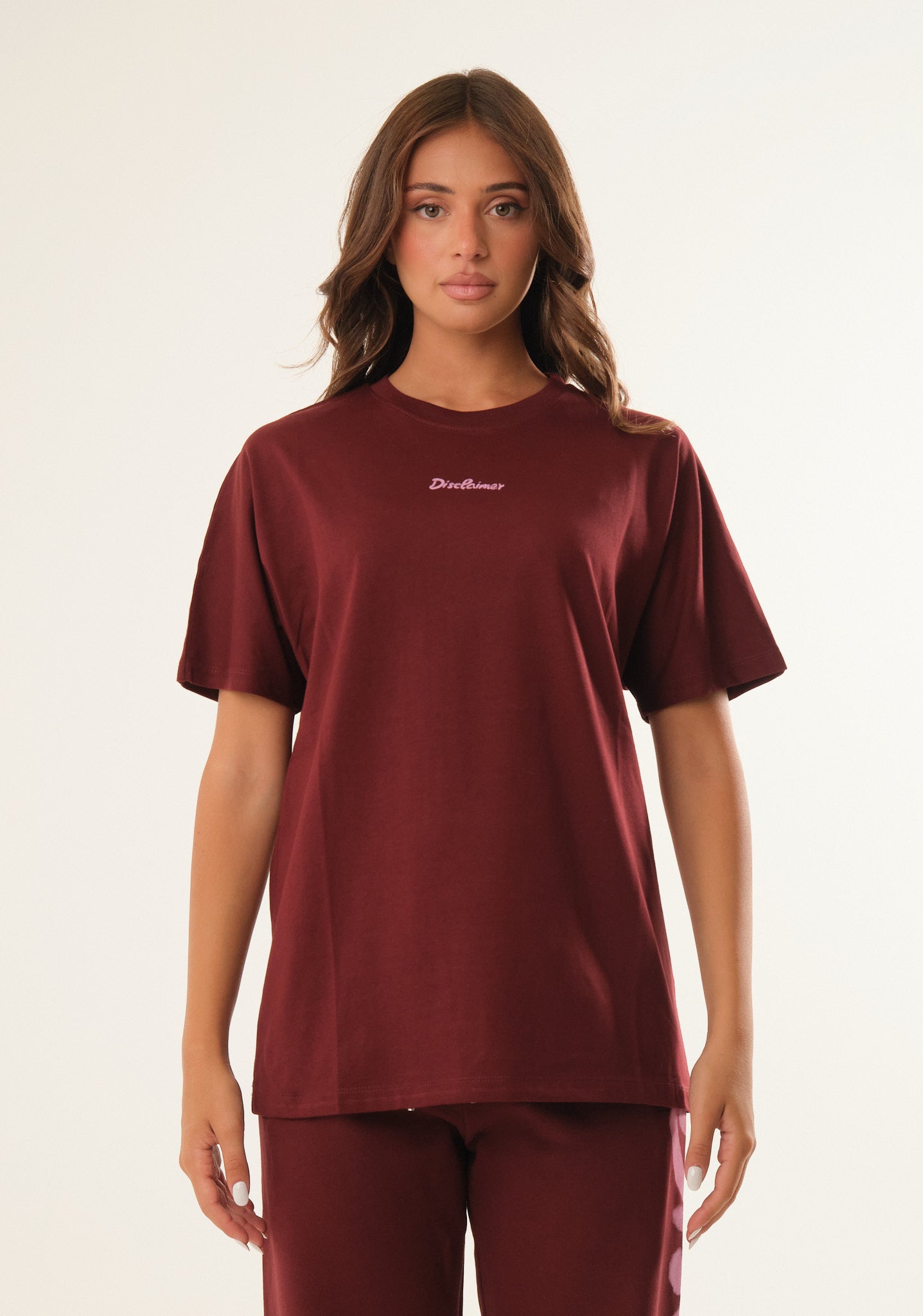 T-shirt con stampa posteriore spray