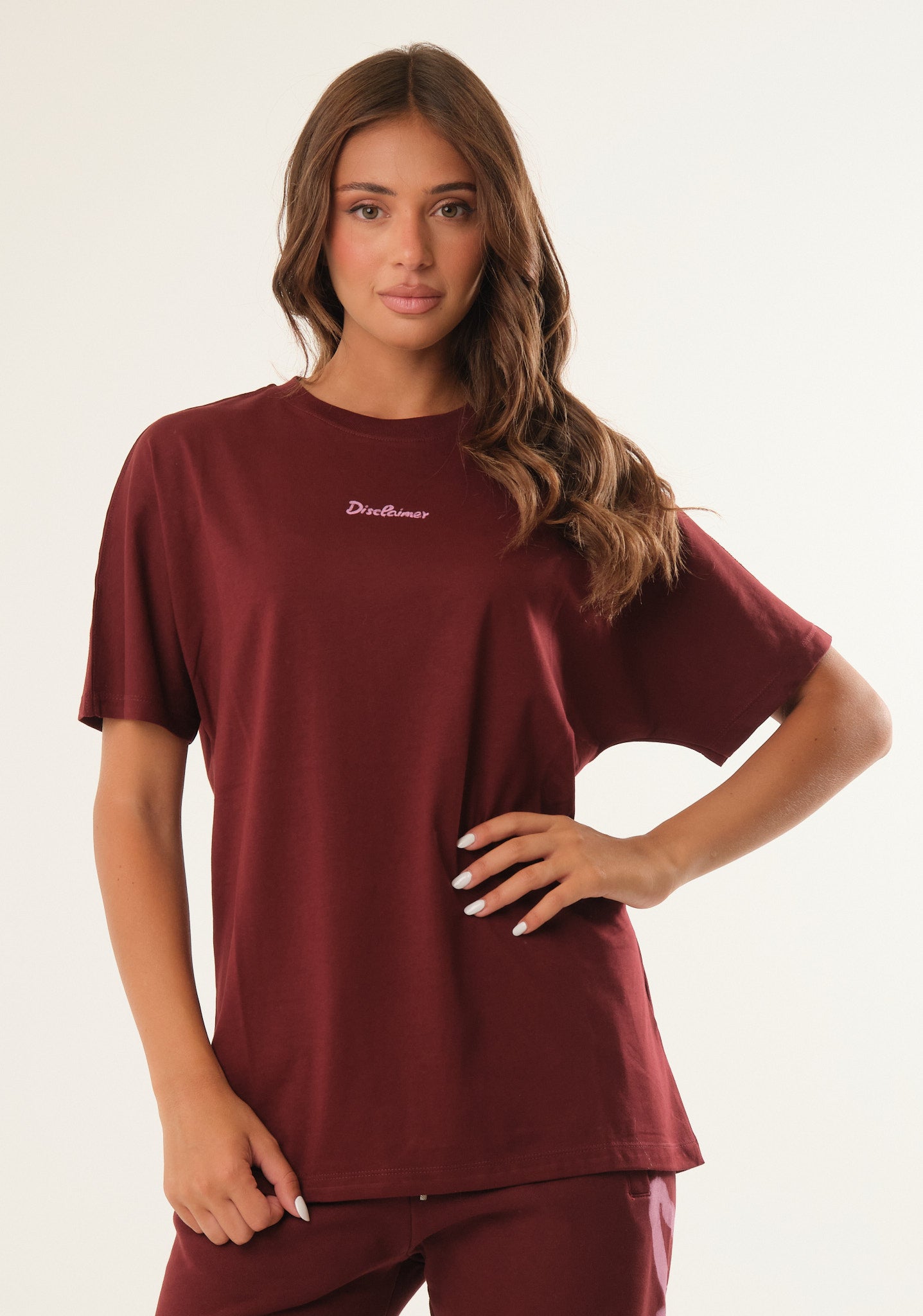 T-shirt con stampa posteriore spray