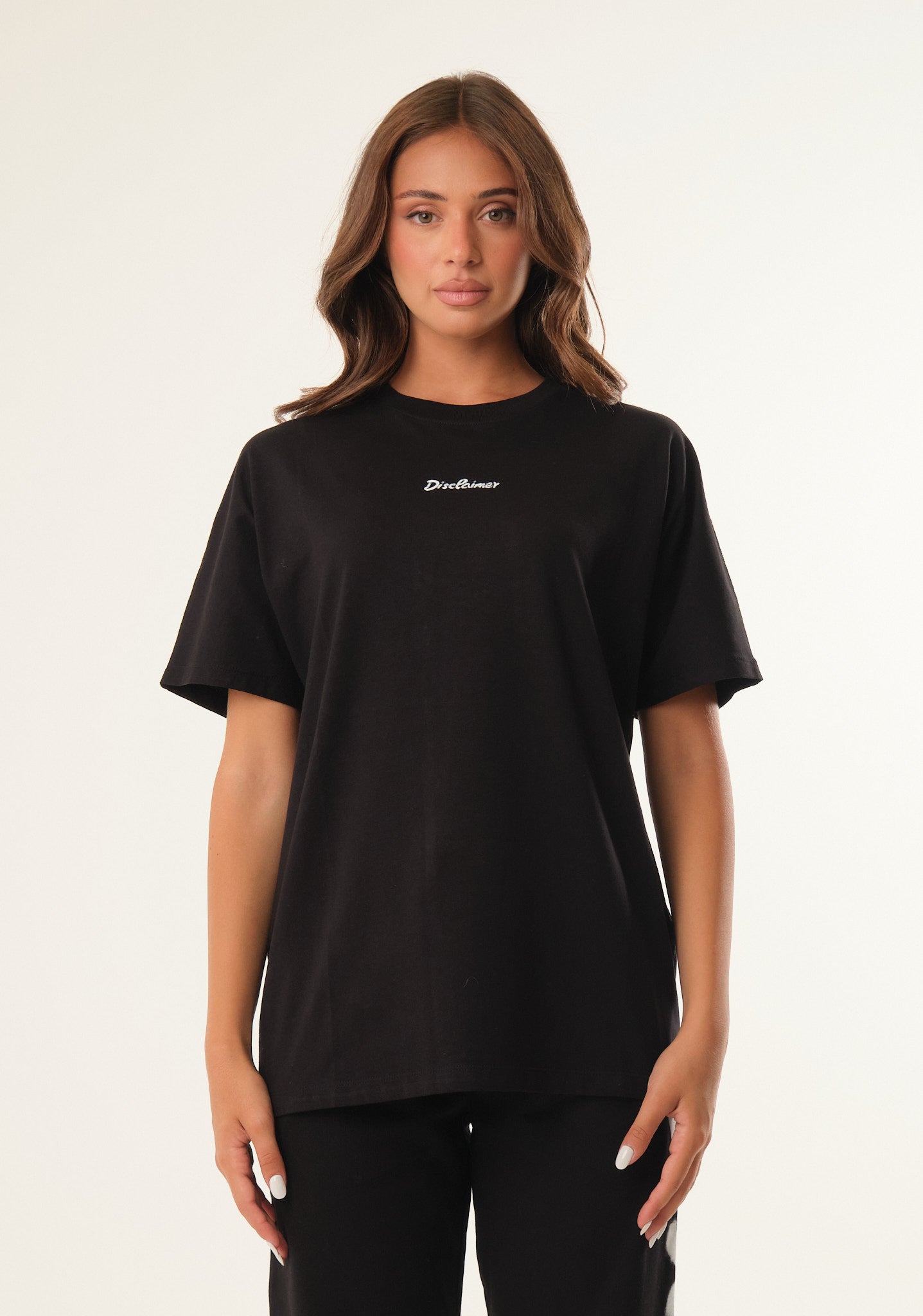 T-shirt con stampa posteriore spray