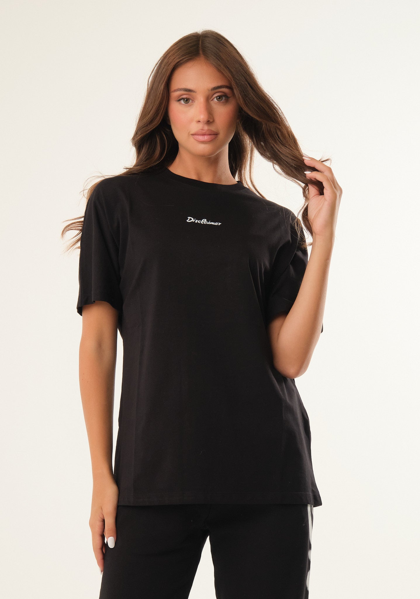 T-shirt con stampa posteriore spray