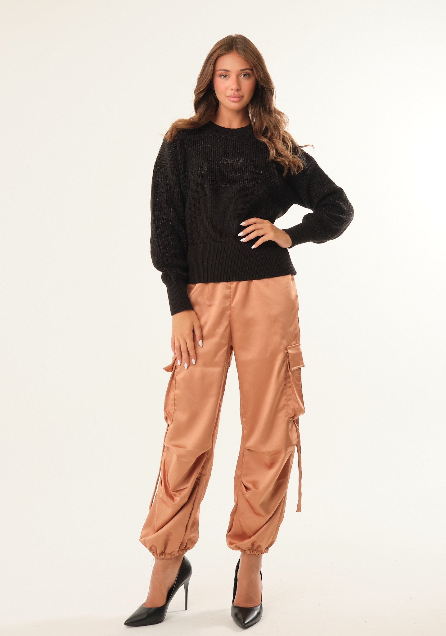 Pantalone cargo in raso
