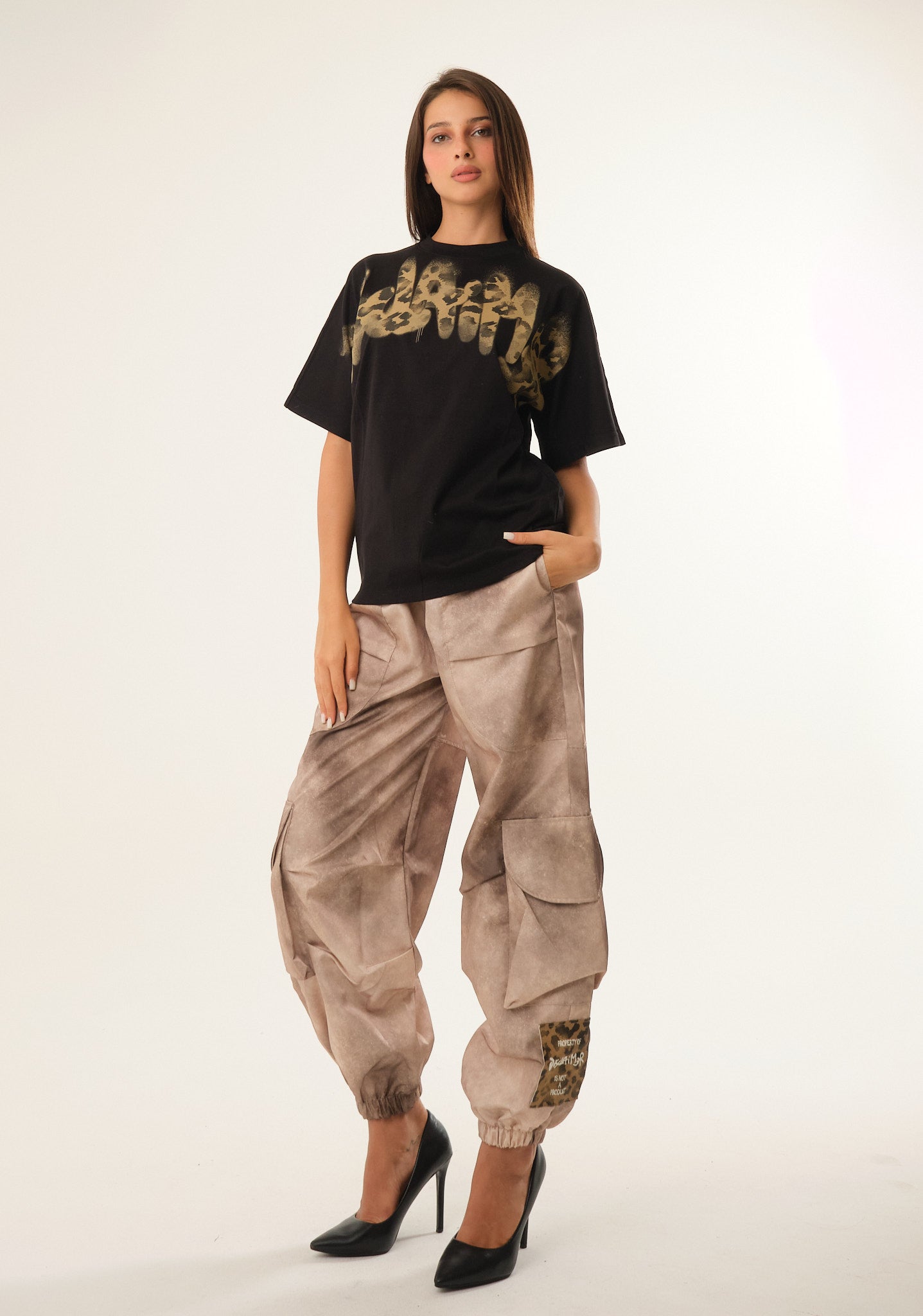 T-shirt con stampa animalier