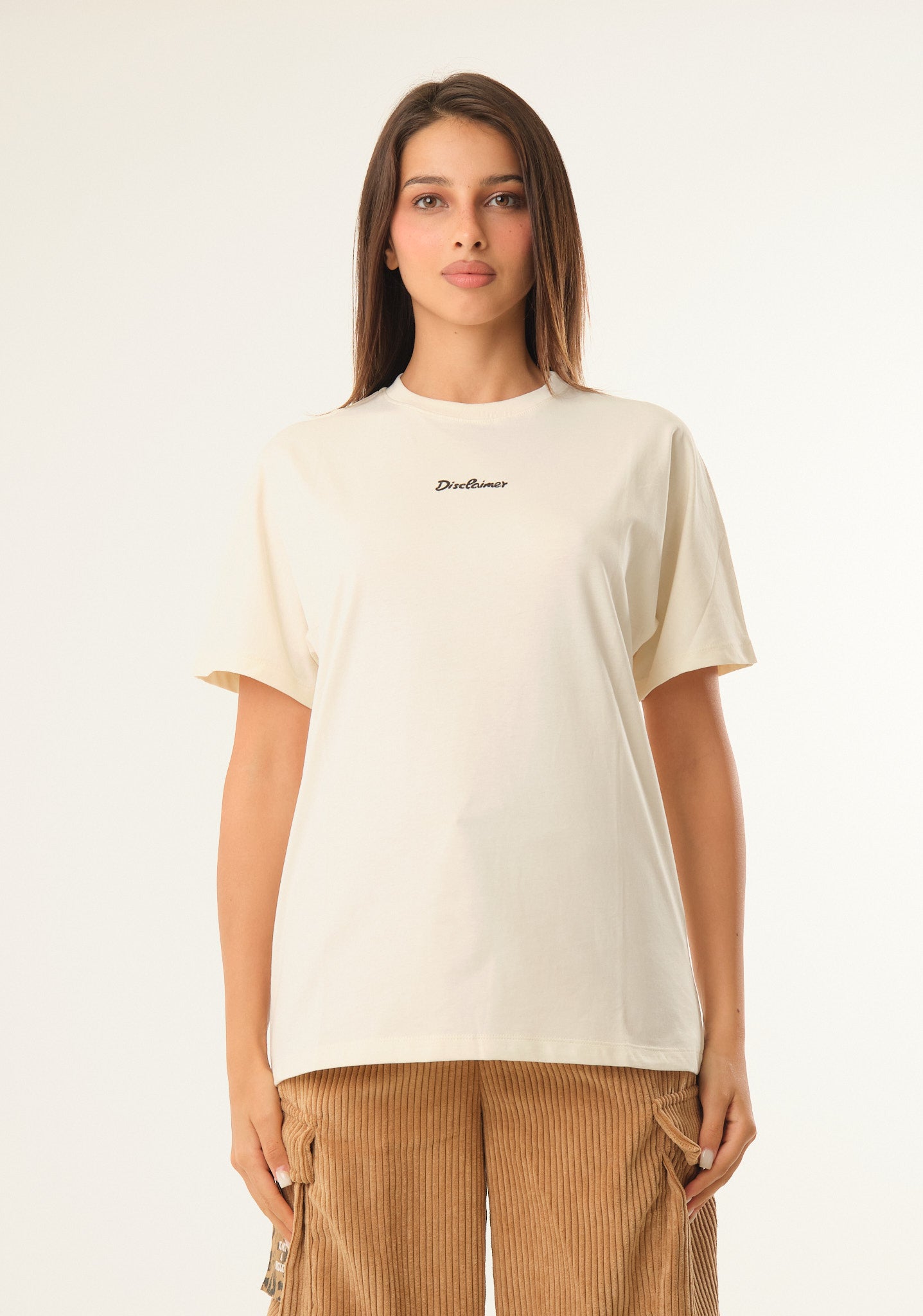 T-shirt con stampa posteriore spray