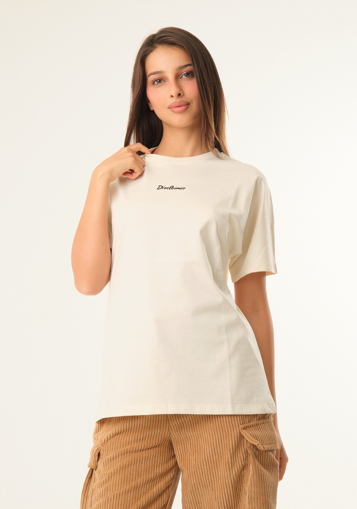 T-shirt con stampa posteriore spray