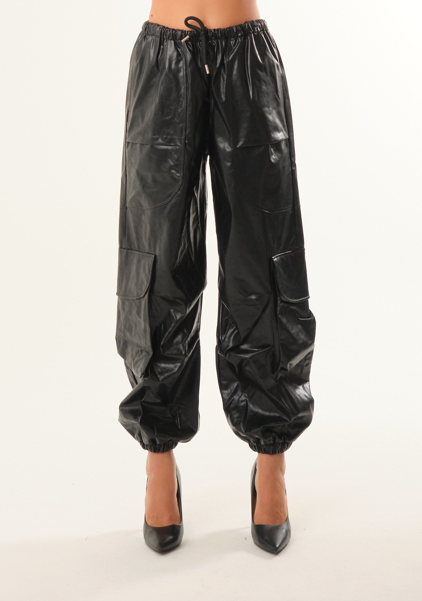 Pantalone baggy in ecopelle