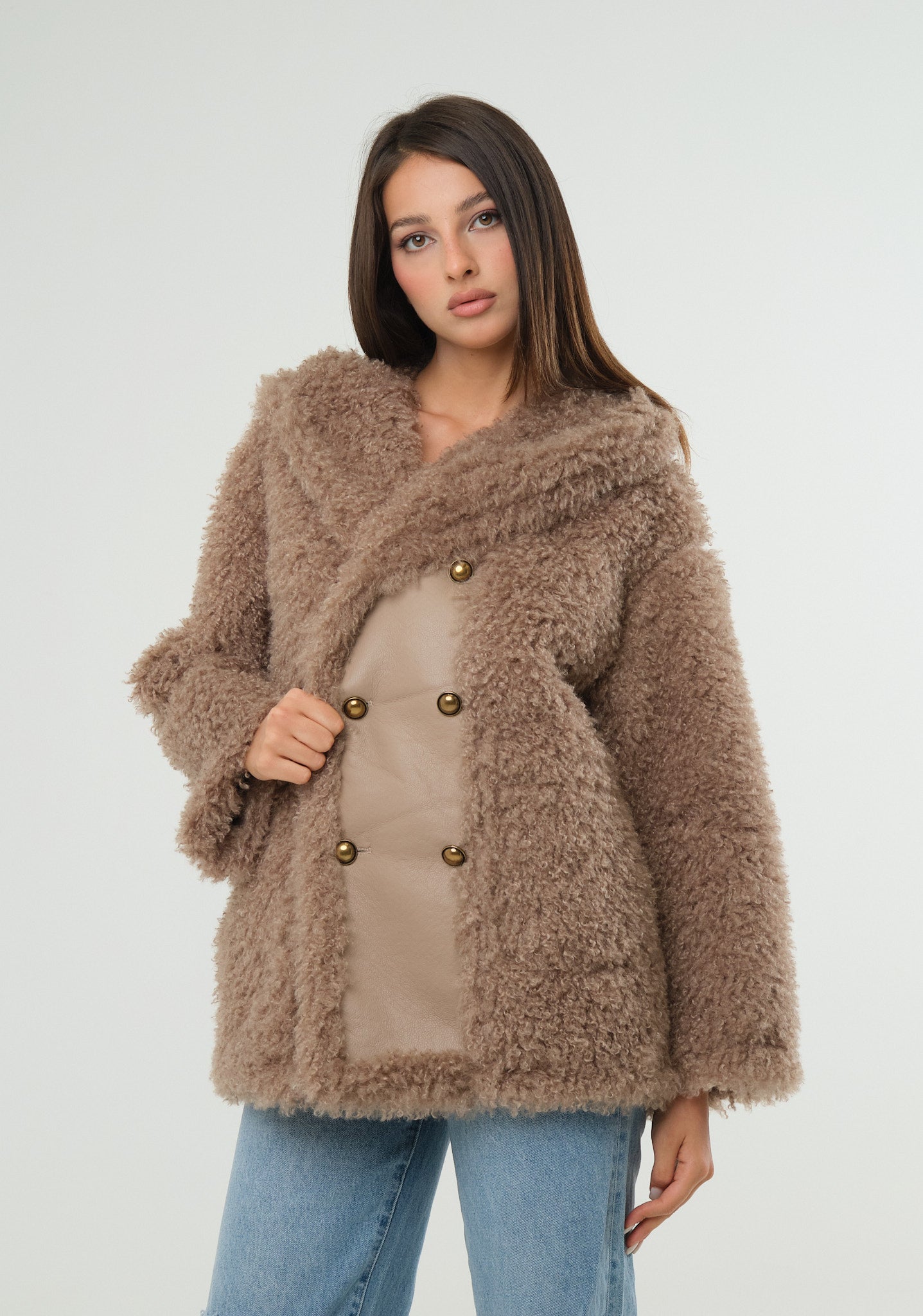 Pelliccia ecofur con inserti in ecopelle