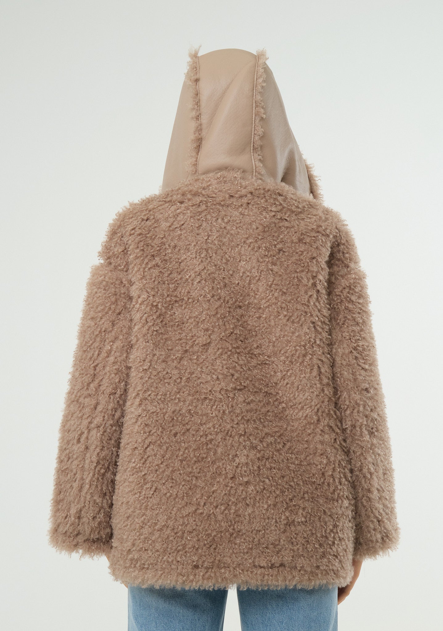 Pelliccia ecofur con inserti in ecopelle
