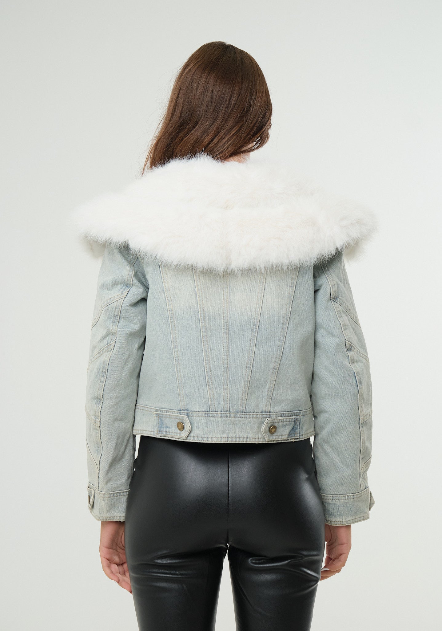Pelliccia ecofur con denim esterno