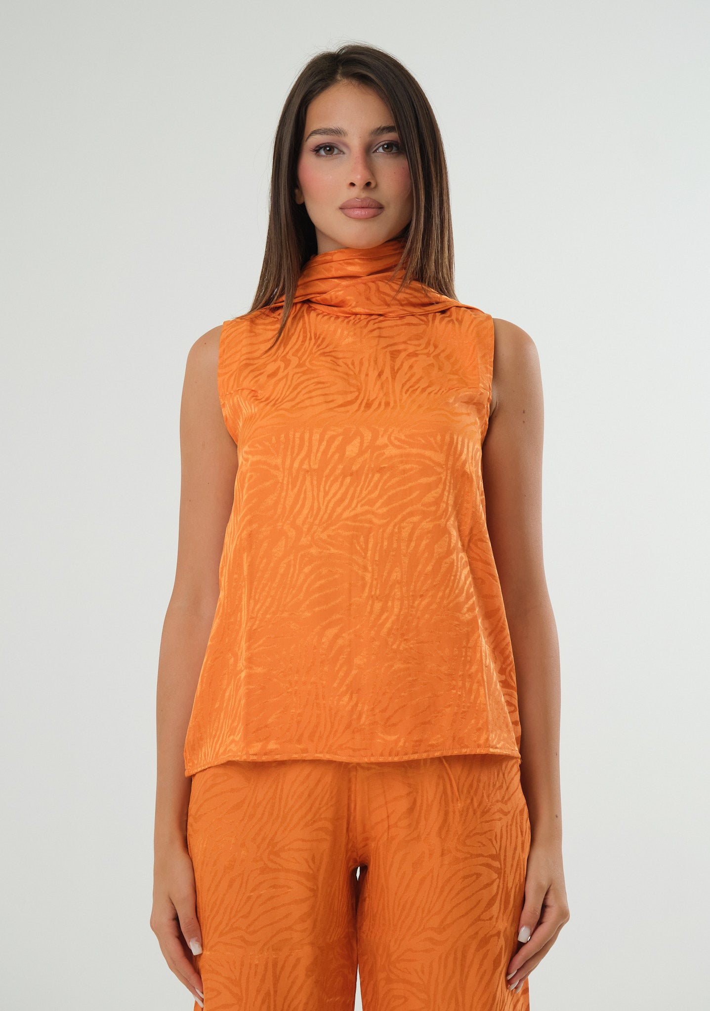 Top in raso jacquard