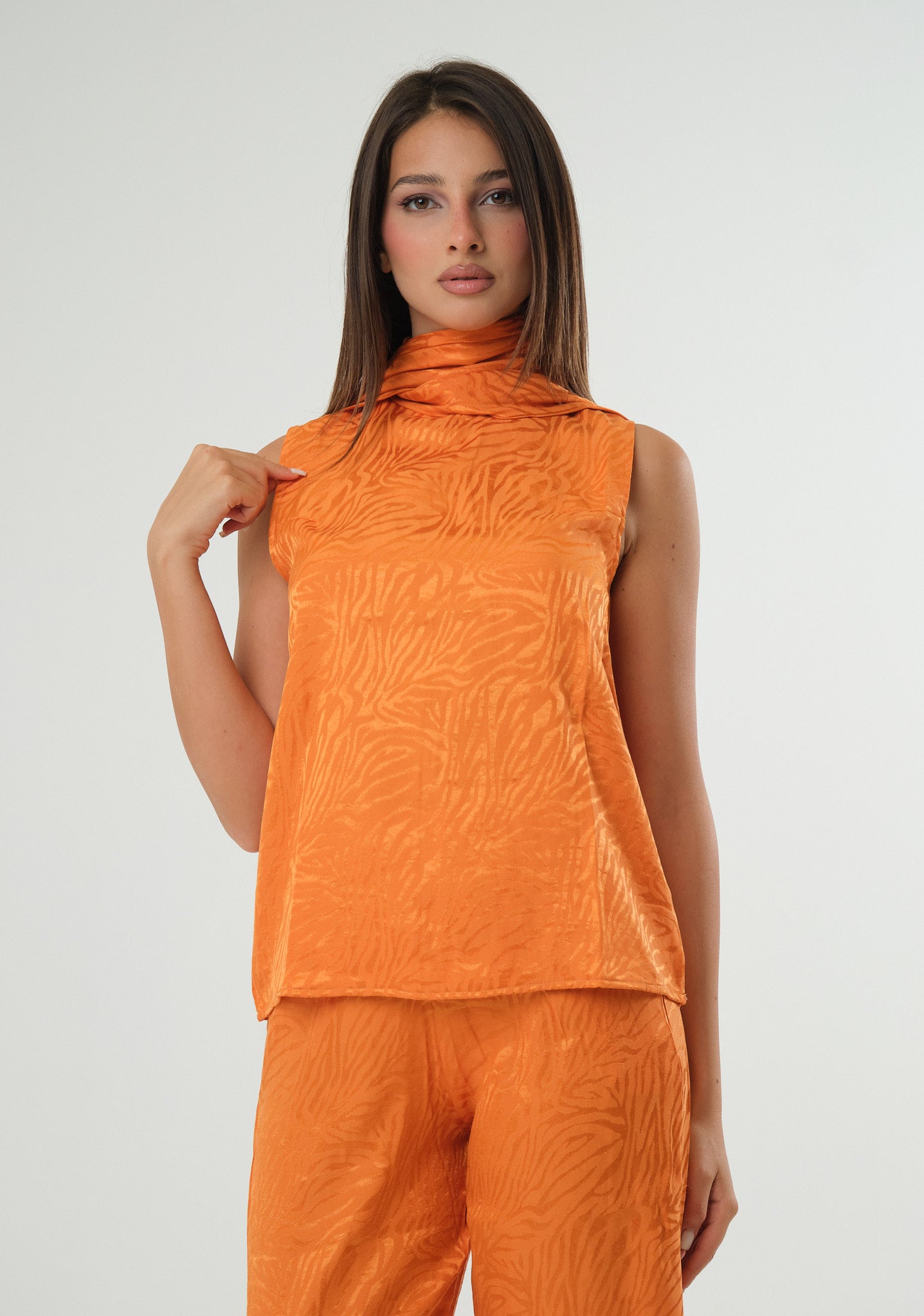 Top in raso jacquard
