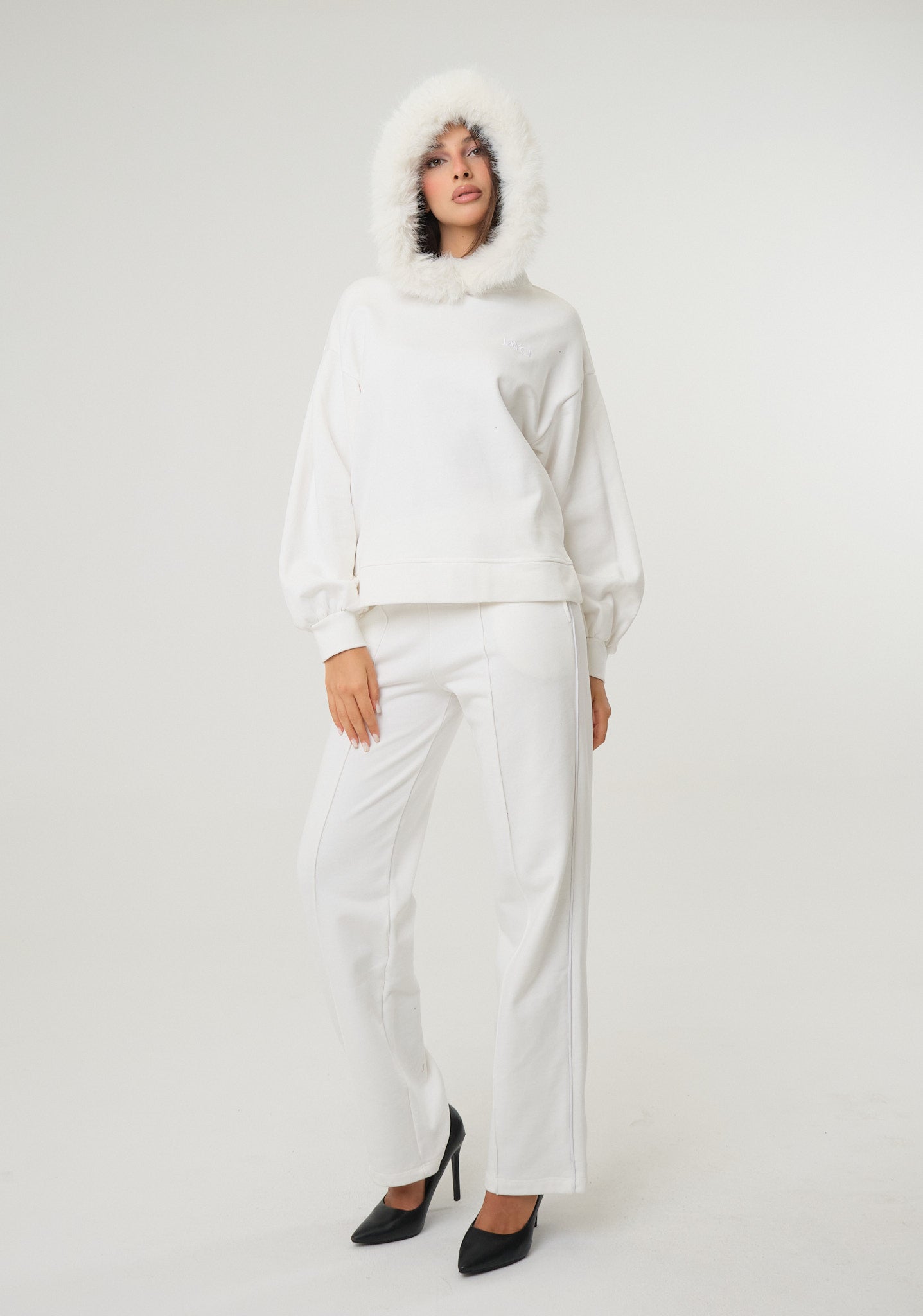 Felpa con cappuccio in ecofur