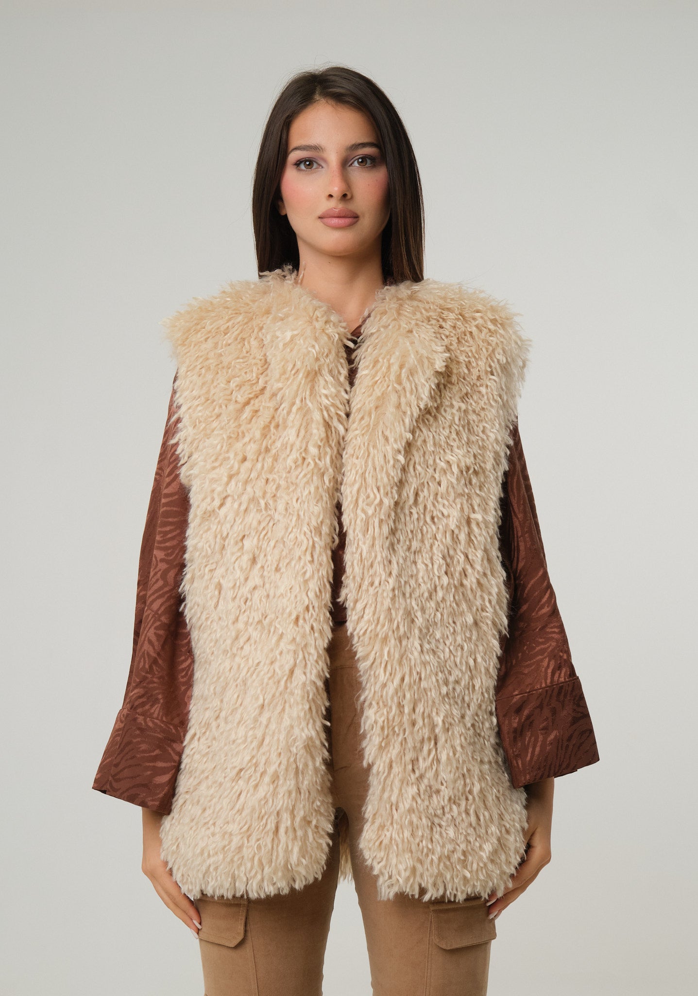 Gilet in pelliccia ecofur a pelo lungo