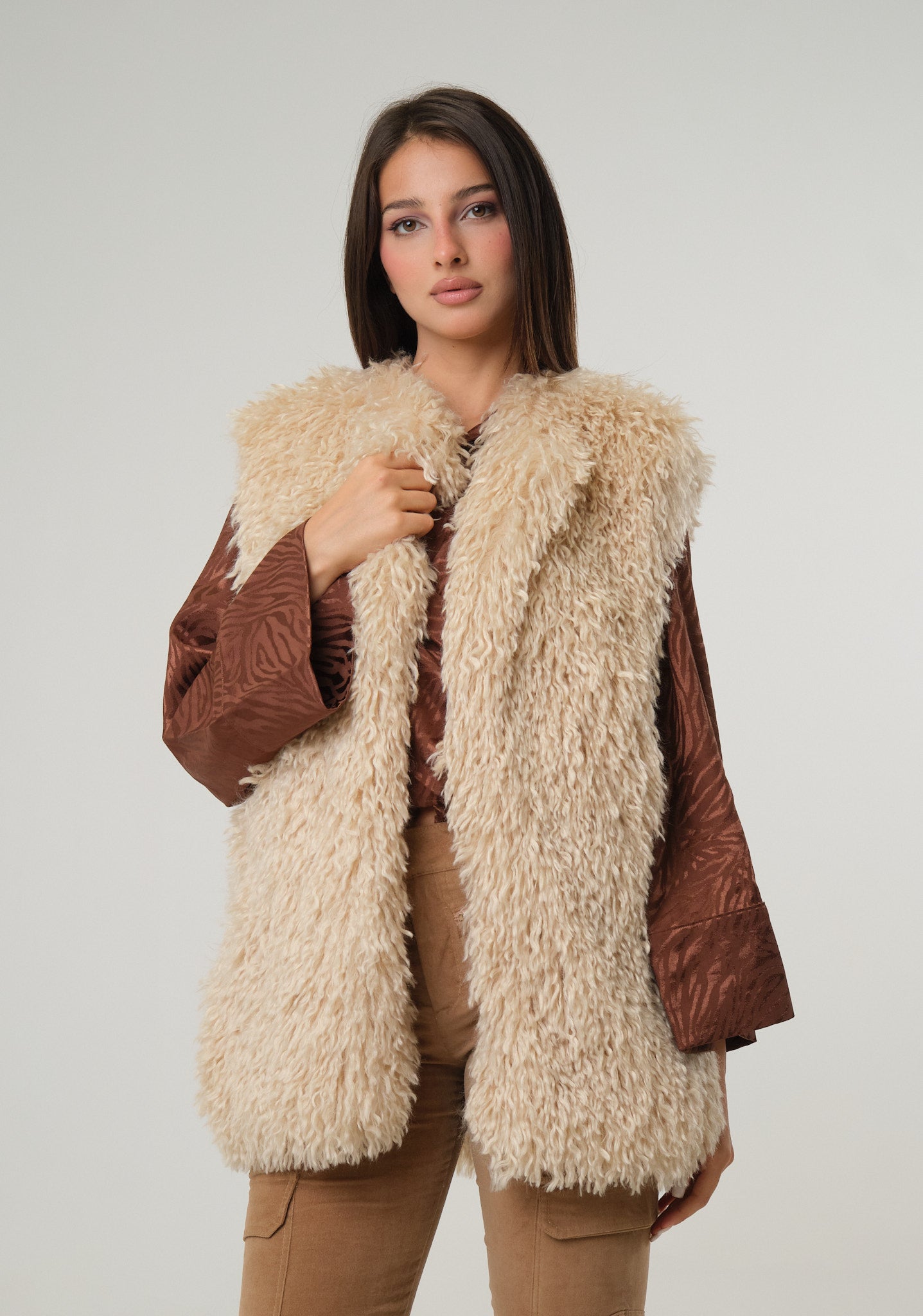 Gilet in pelliccia ecofur a pelo lungo