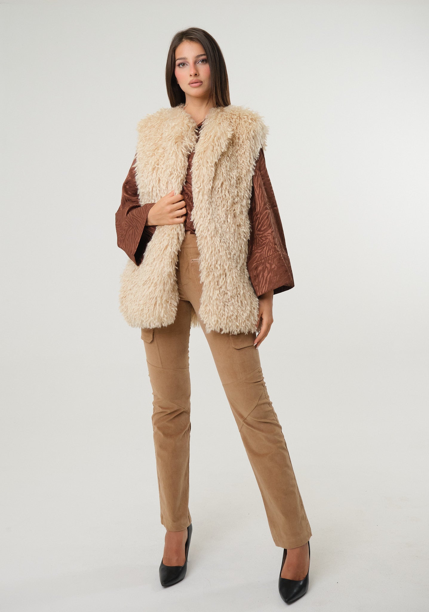 Gilet in pelliccia ecofur a pelo lungo