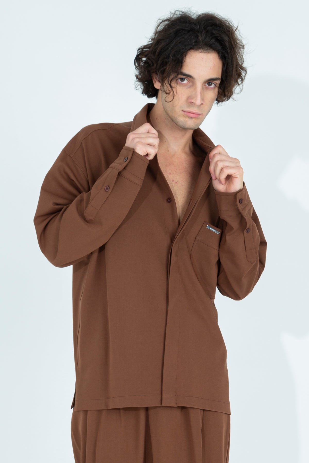 Oversized bi-stretch shirt