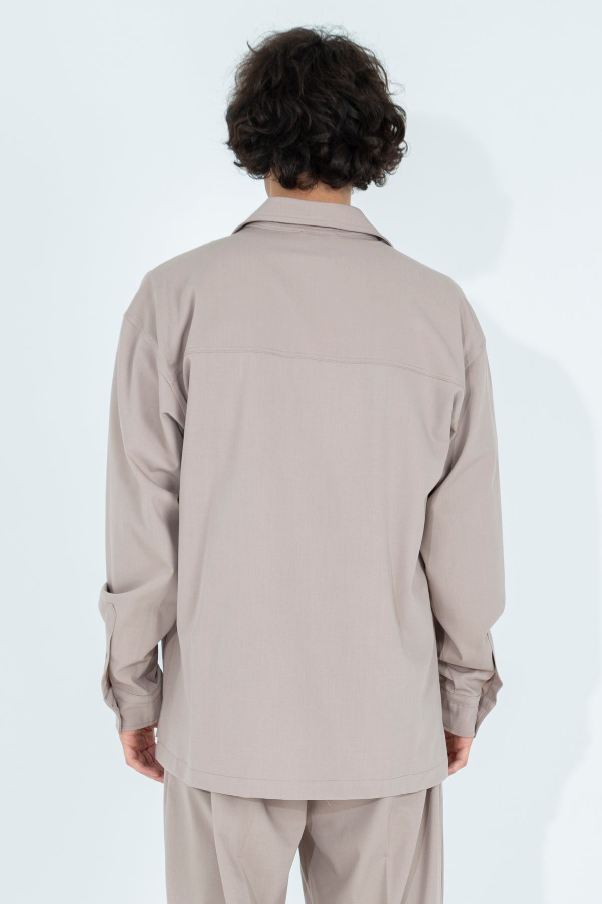 Oversized bi-stretch shirt