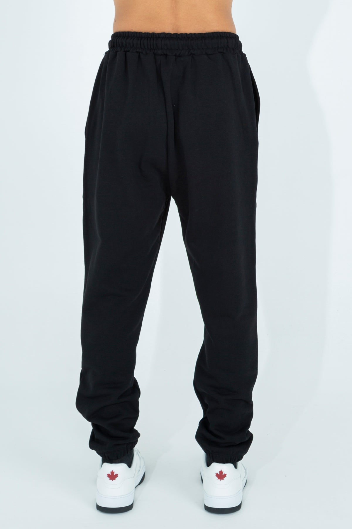 Tracksuit trousers with embroidered logo