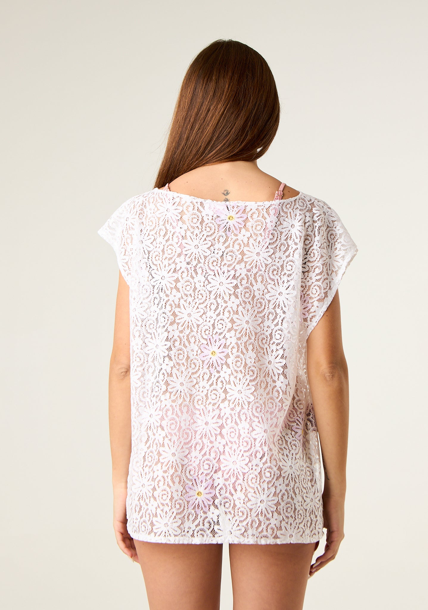 T-shirt in pizzo elastico