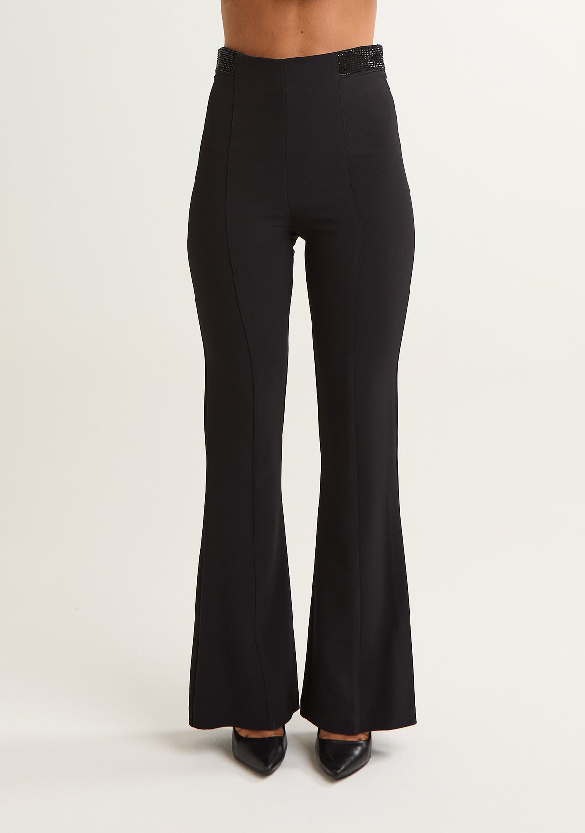Pantalone flair