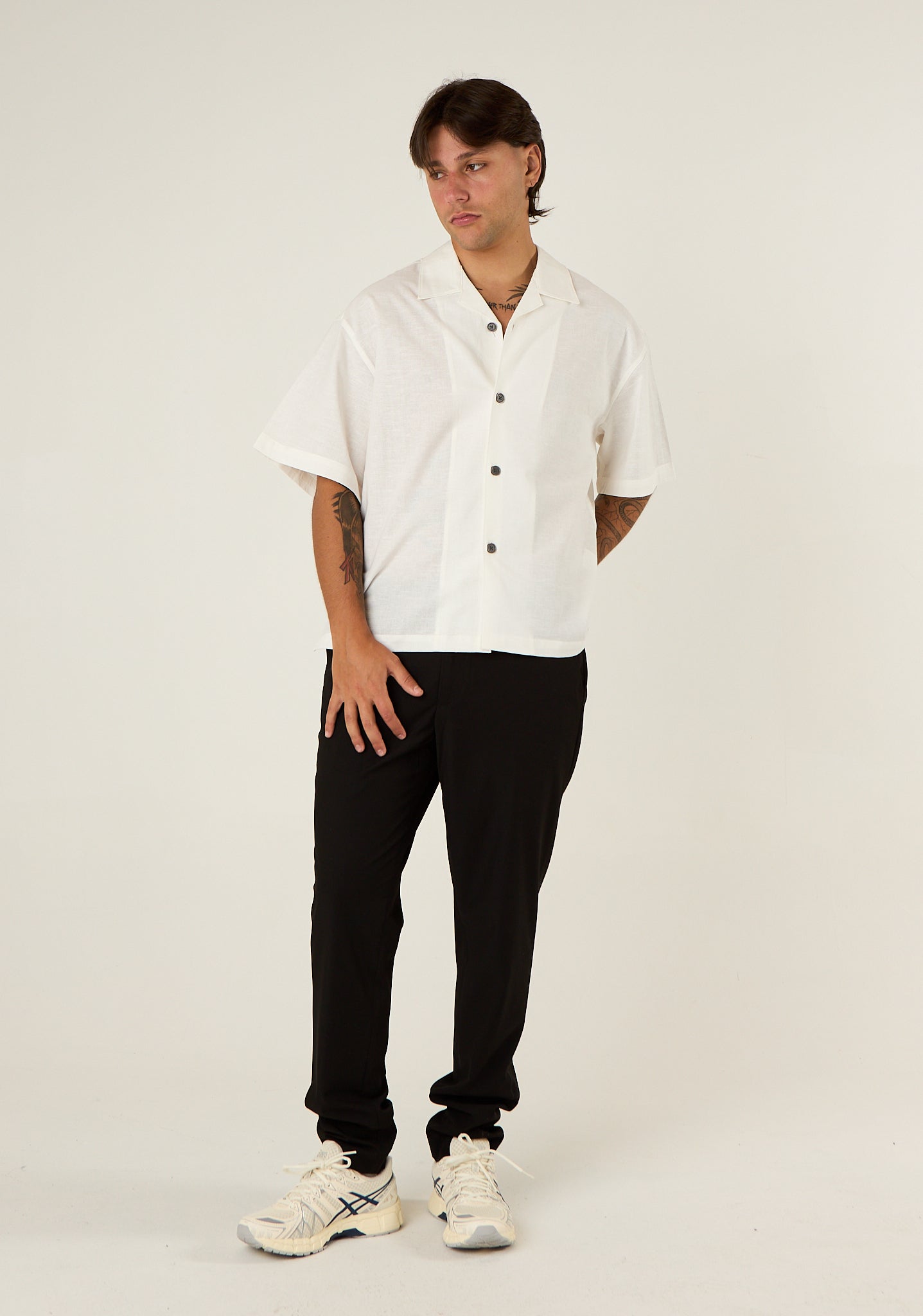Pantalone a taglio classico