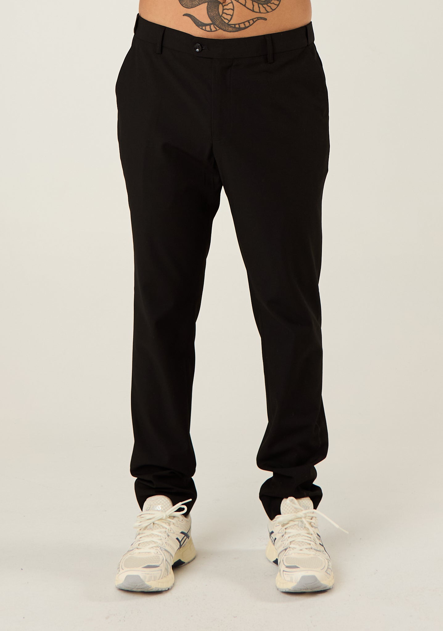 Pantalone a taglio classico