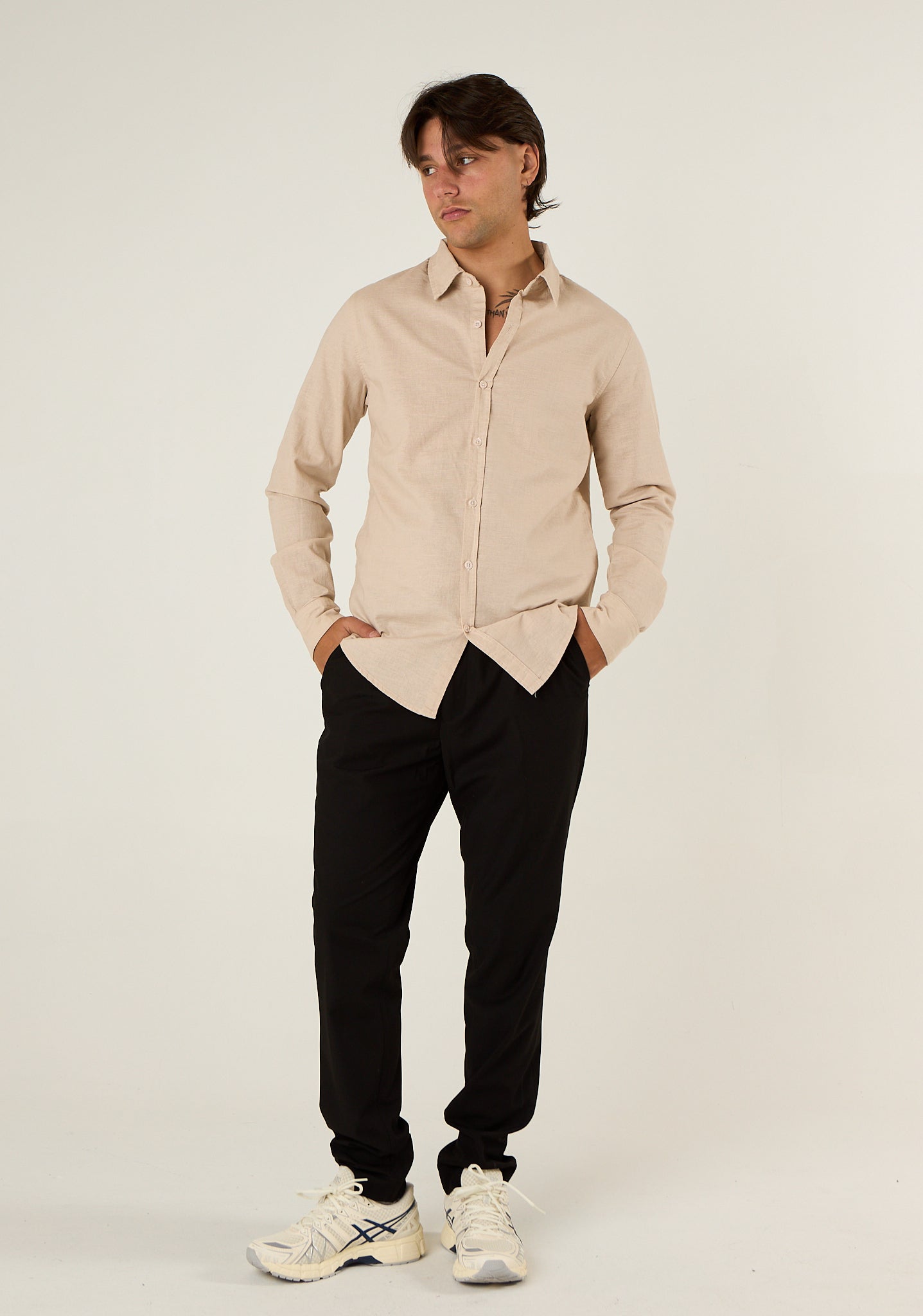 Pantalone a taglio classico