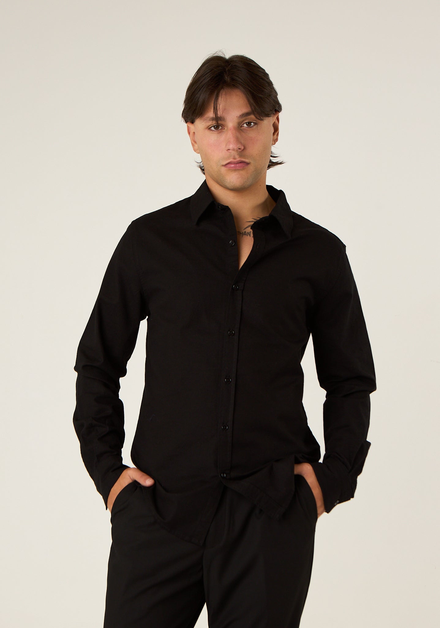 Camicia slim in cotone leggero