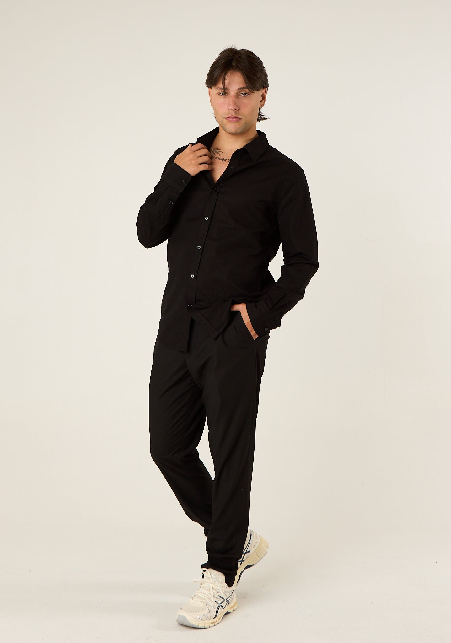 Camicia slim in cotone leggero
