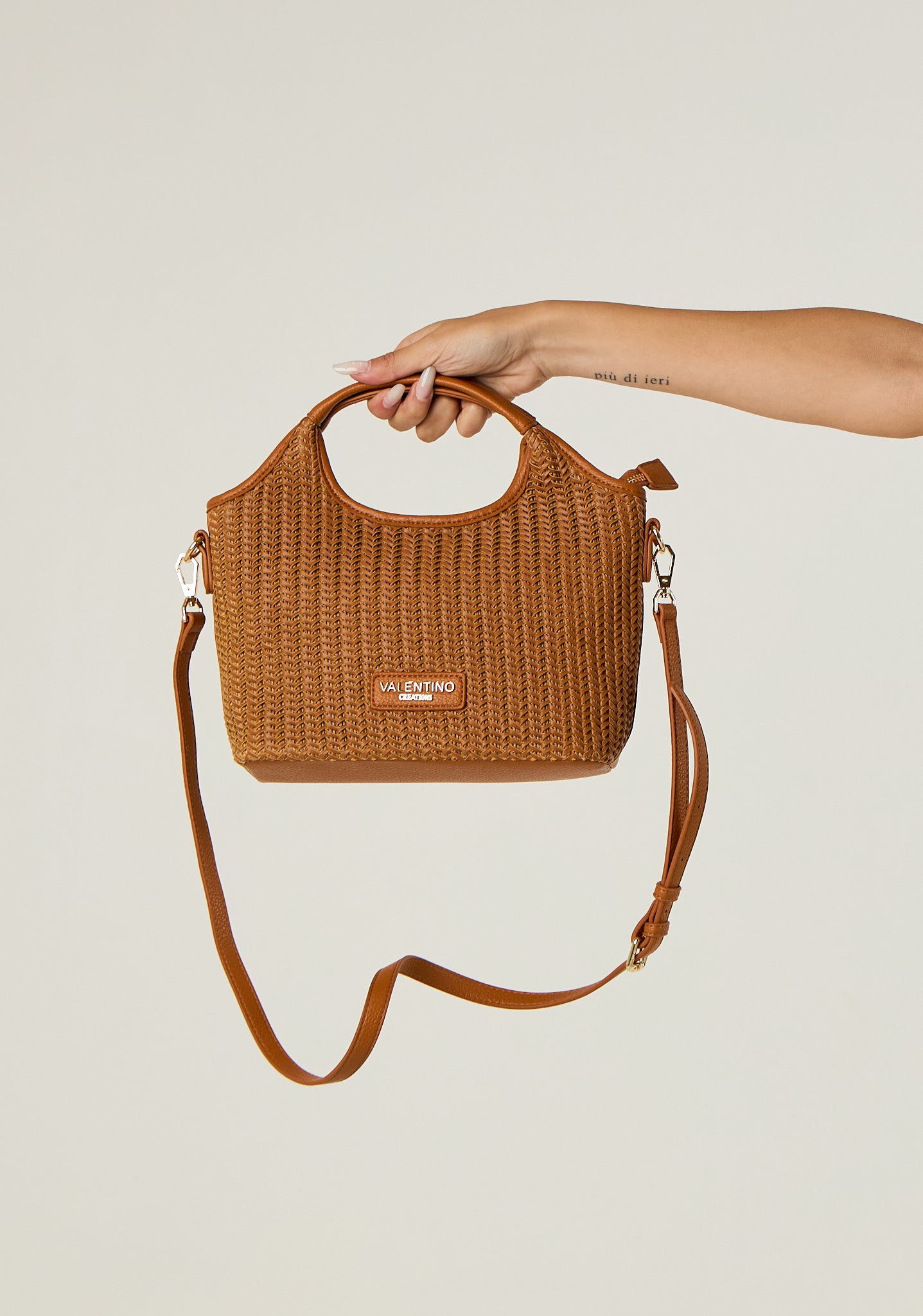 Borsa a mano intrecciata