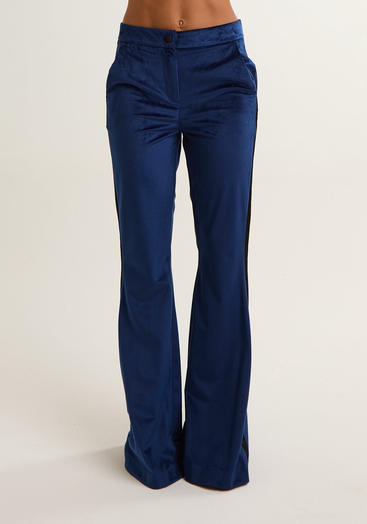 Pantalone a zampa