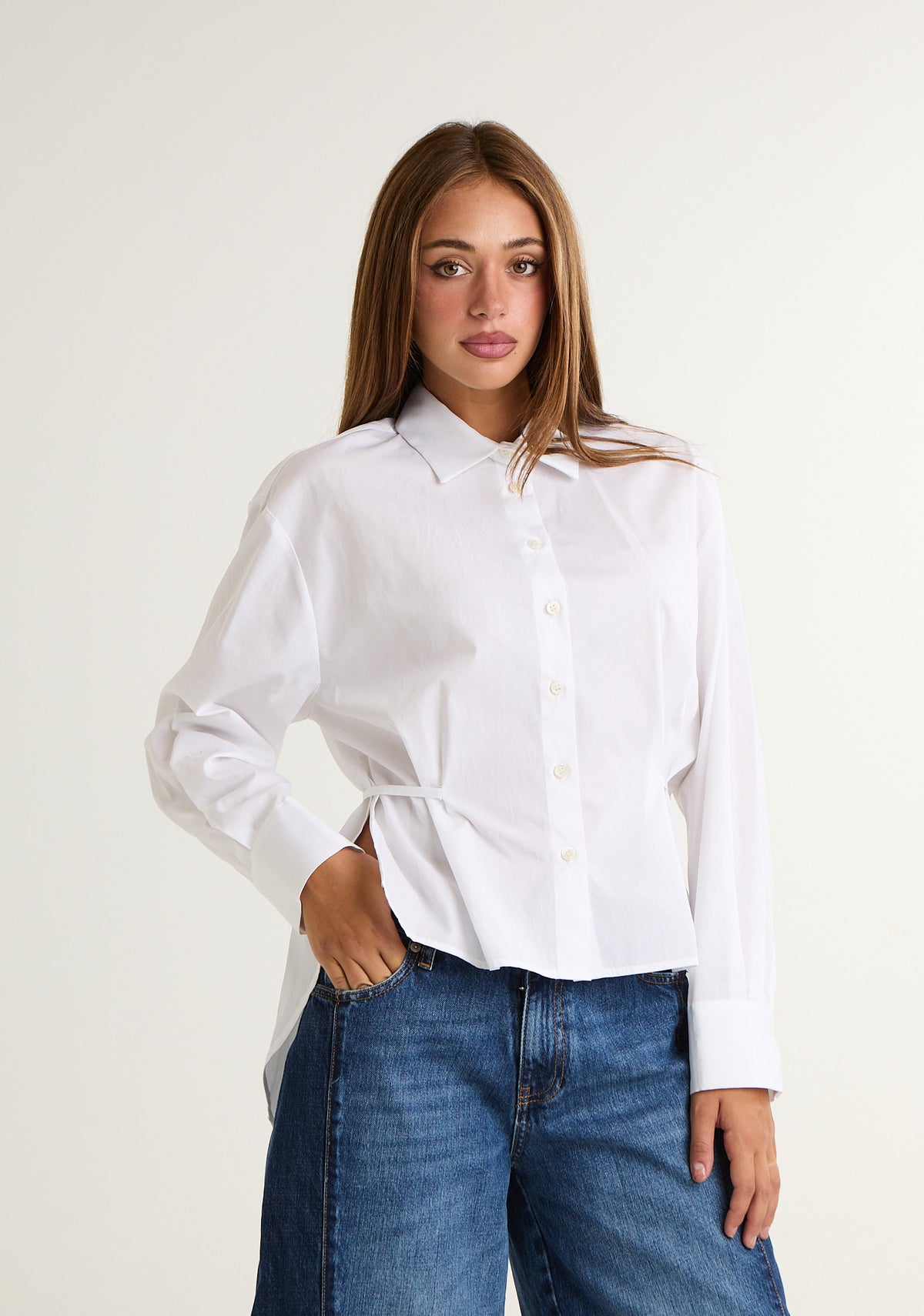 Camicia con laccio laterale