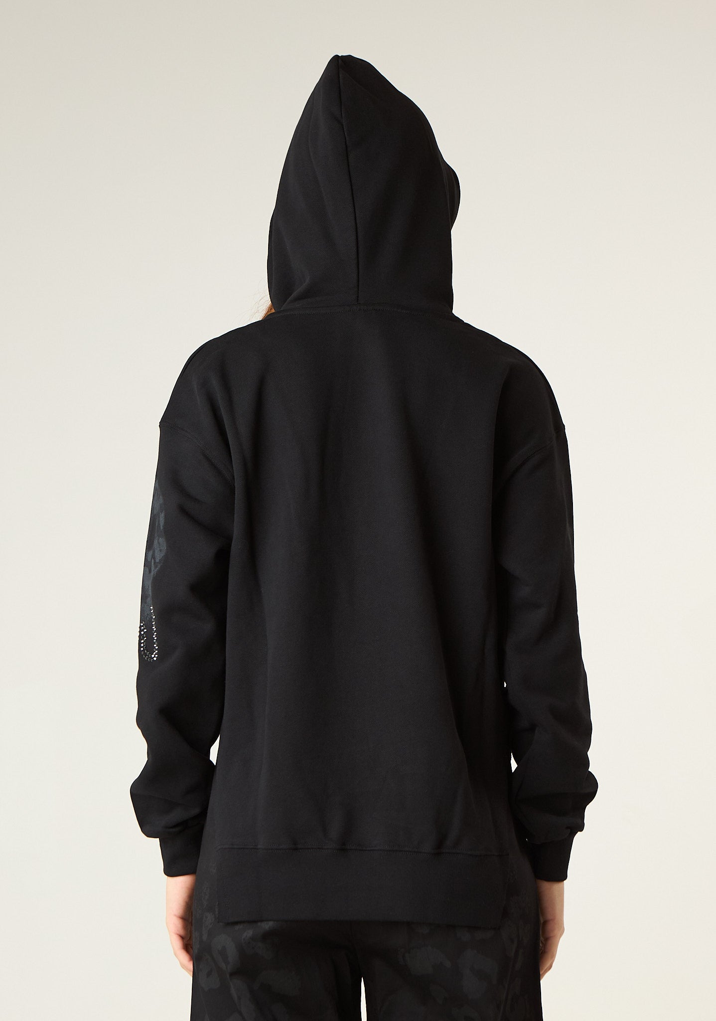 Felpa con cappuccio e applicazioni