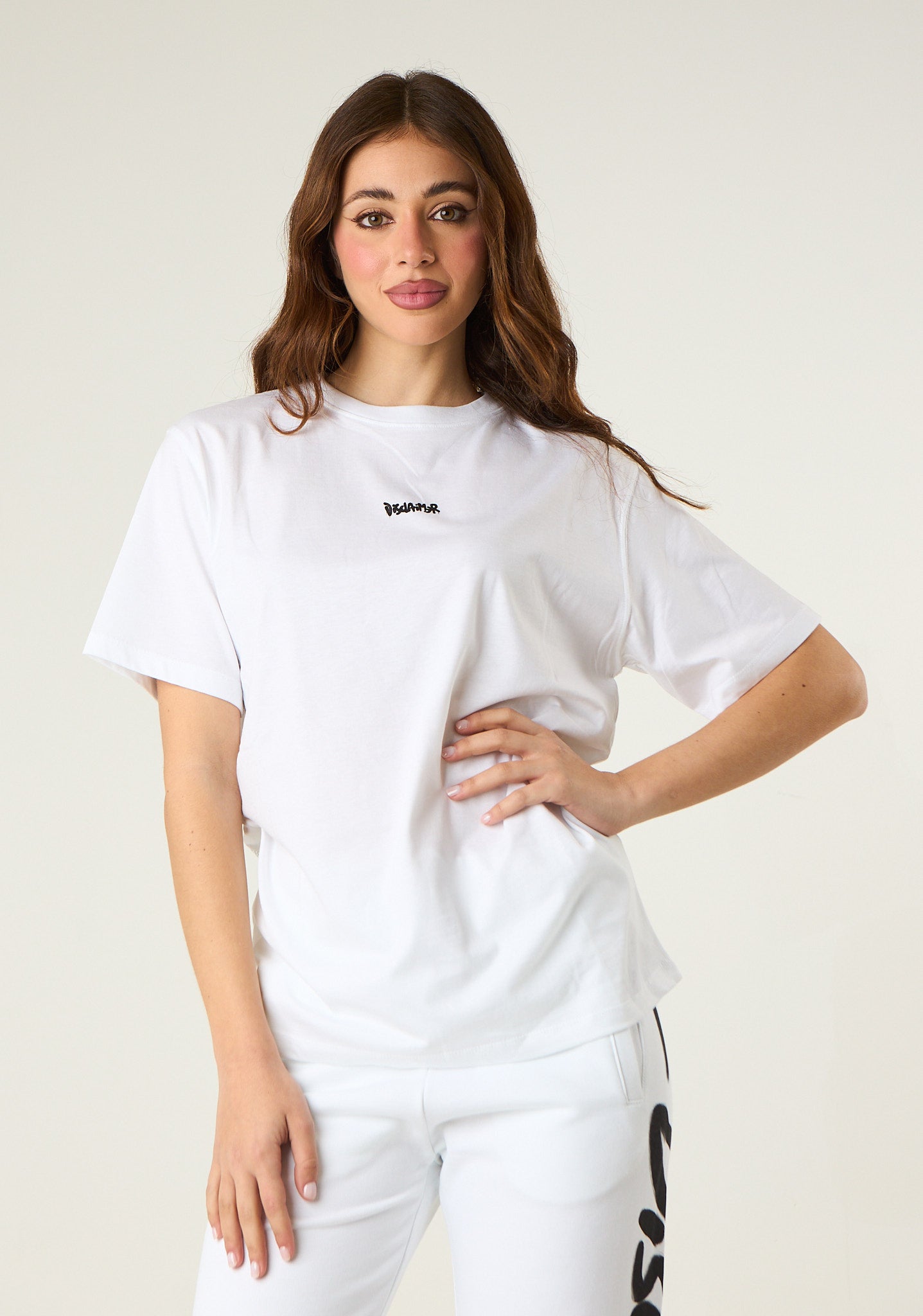 T-shirt con stampa posteriore