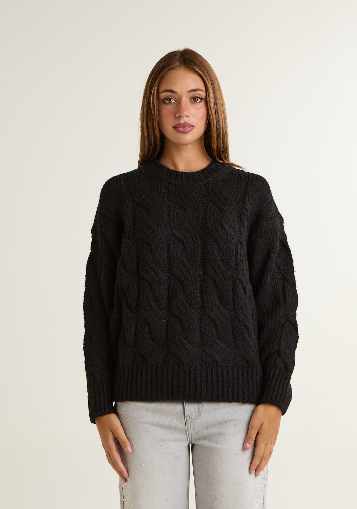 Maglia con lavorazione a trecce