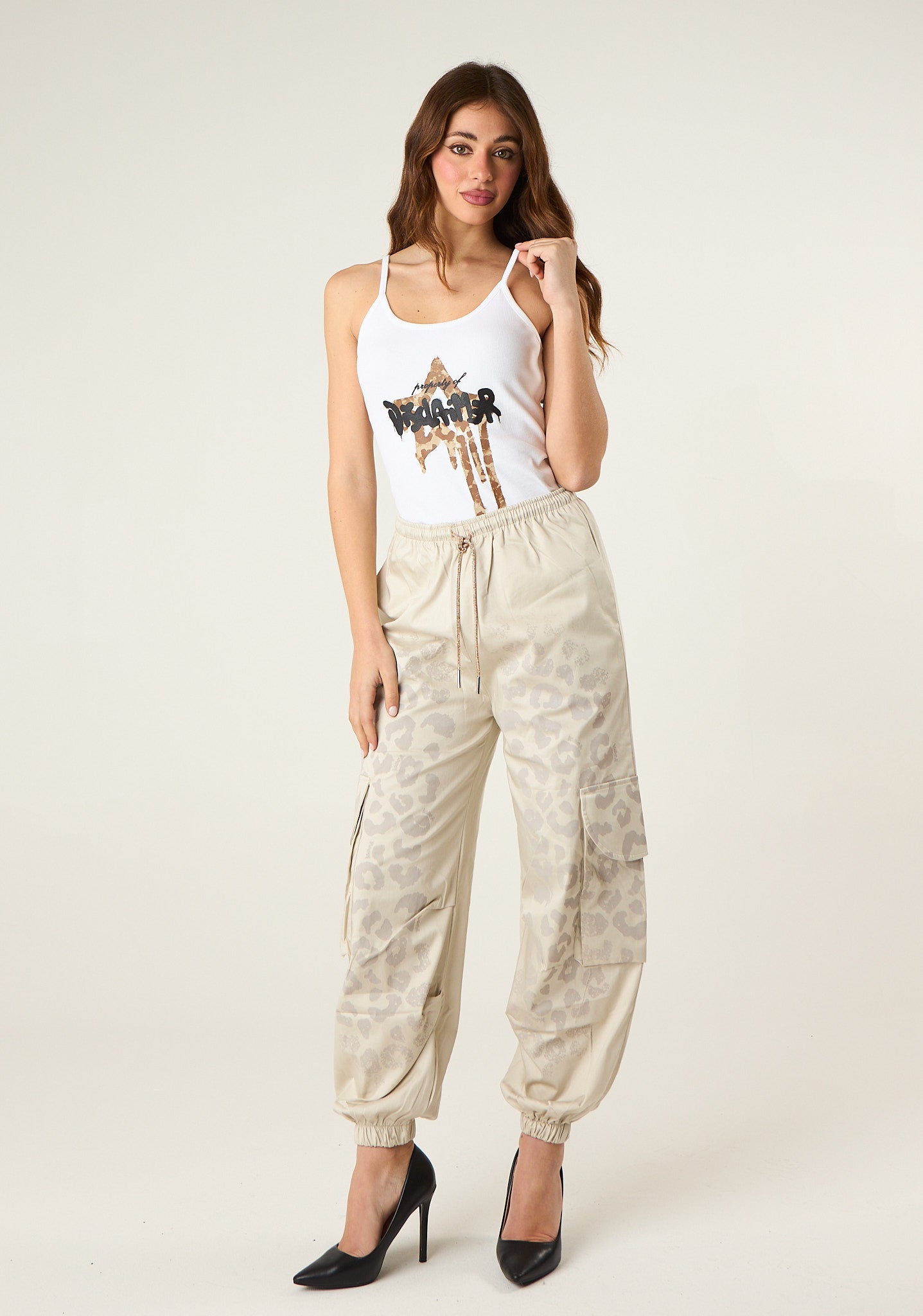 Pantalone cargo con stampa animalier