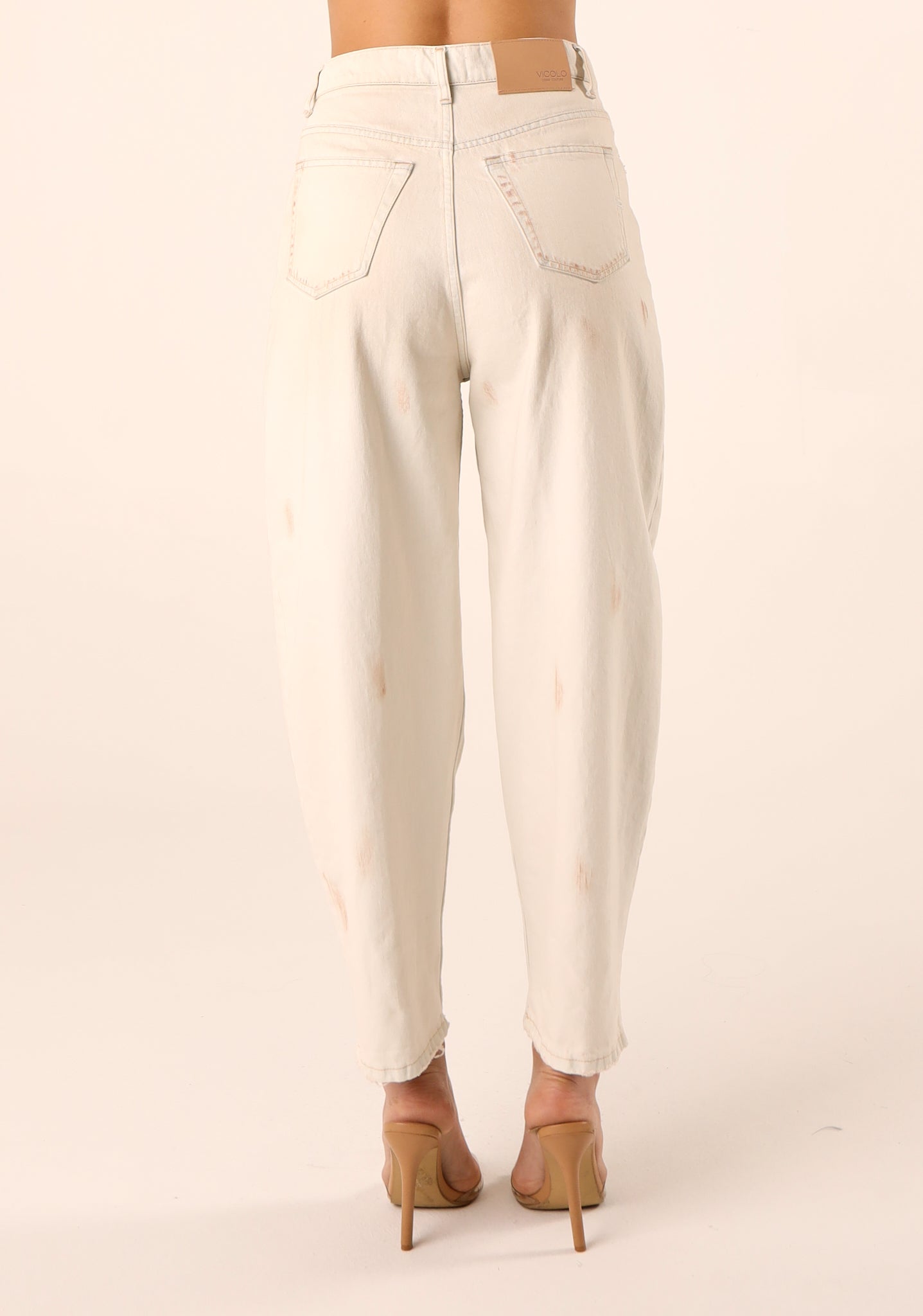 Jeans palazzo con rotture