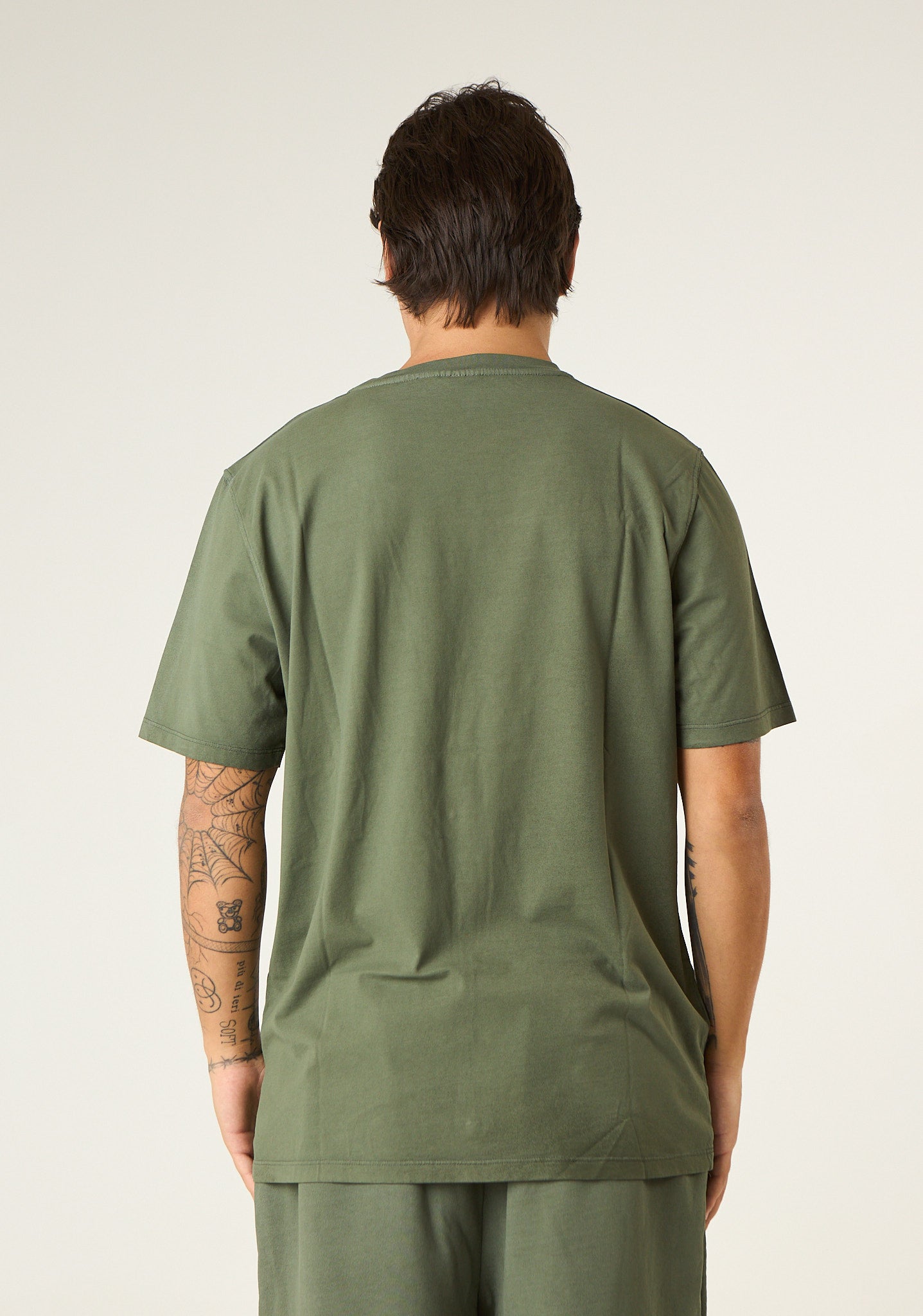 T-shirt con macchie di colore