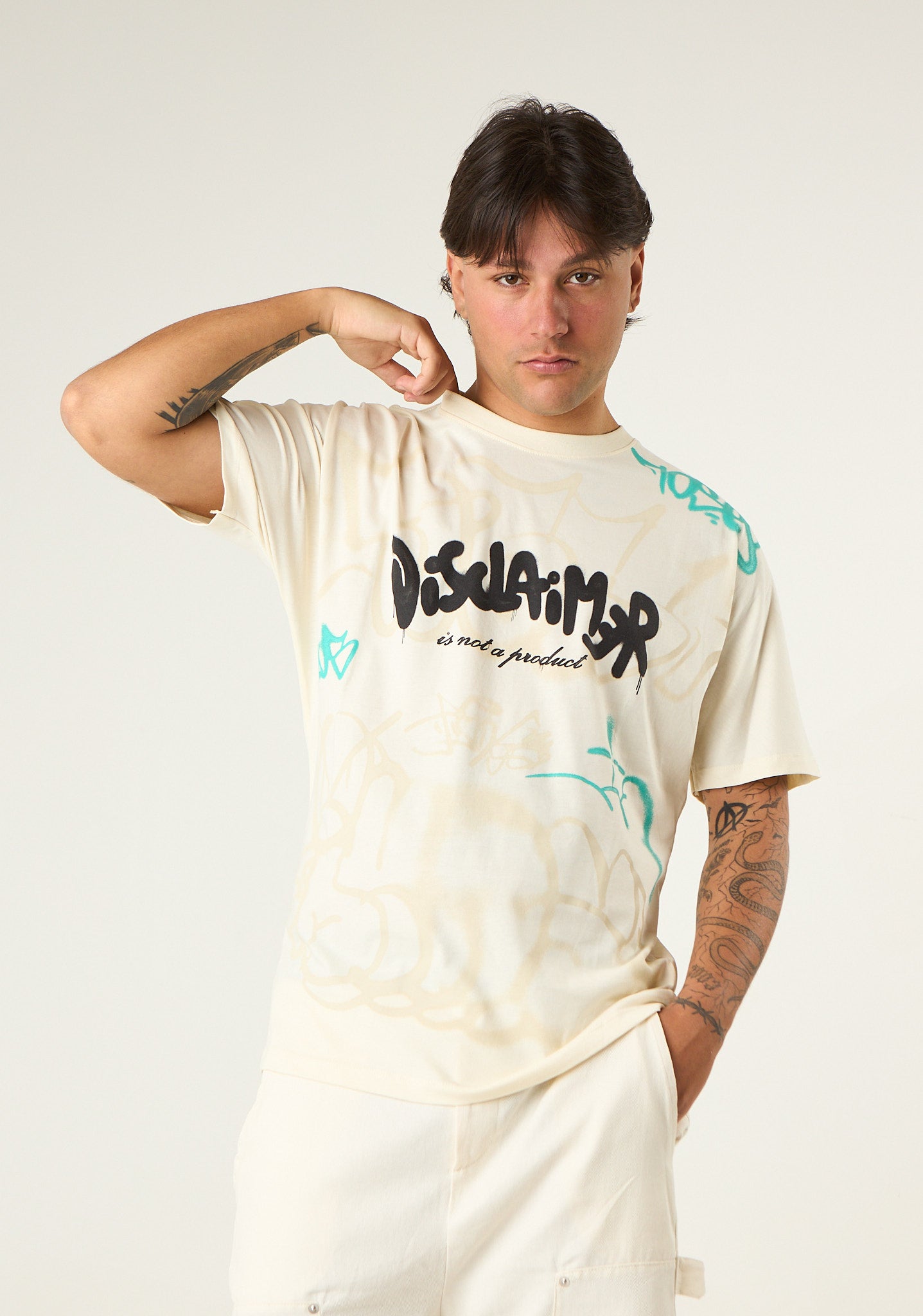 T-shirt con stampe multicolor