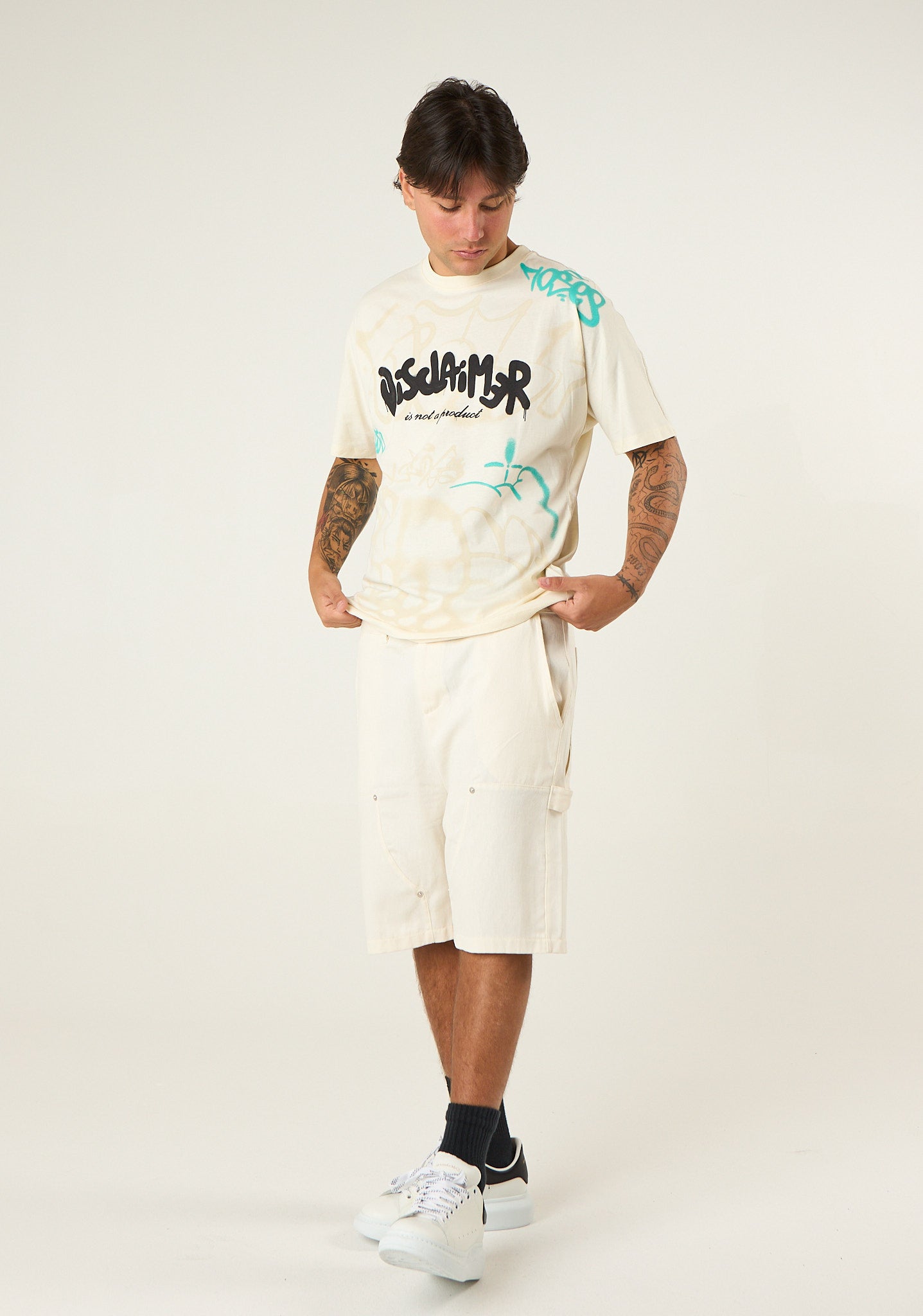 T-shirt con stampe multicolor