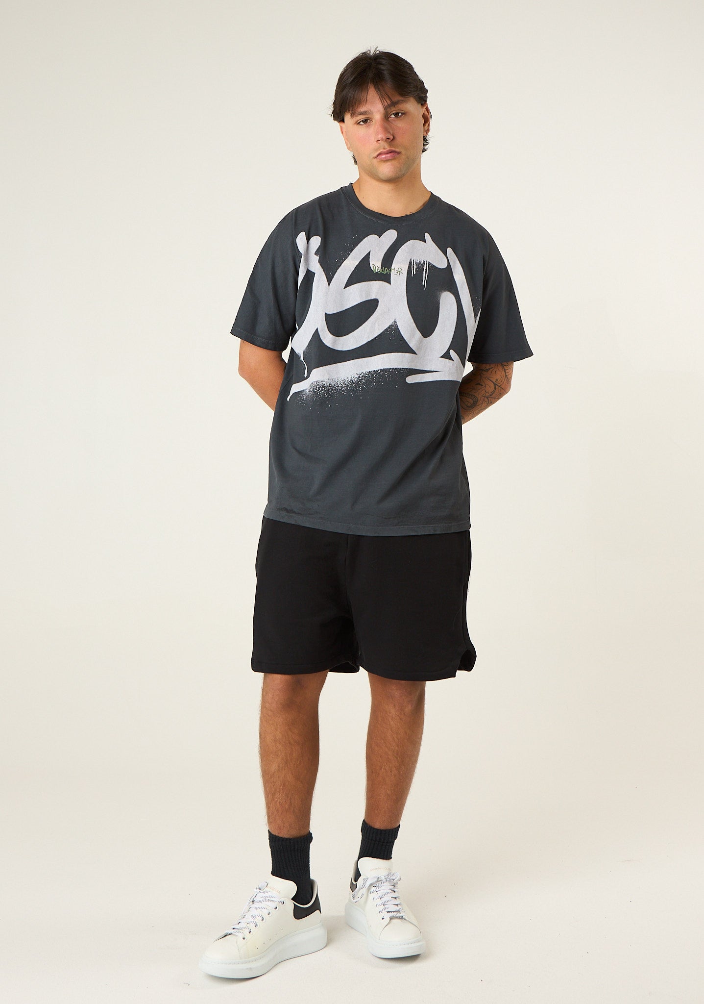 T-shirt con maxi stampa frontale