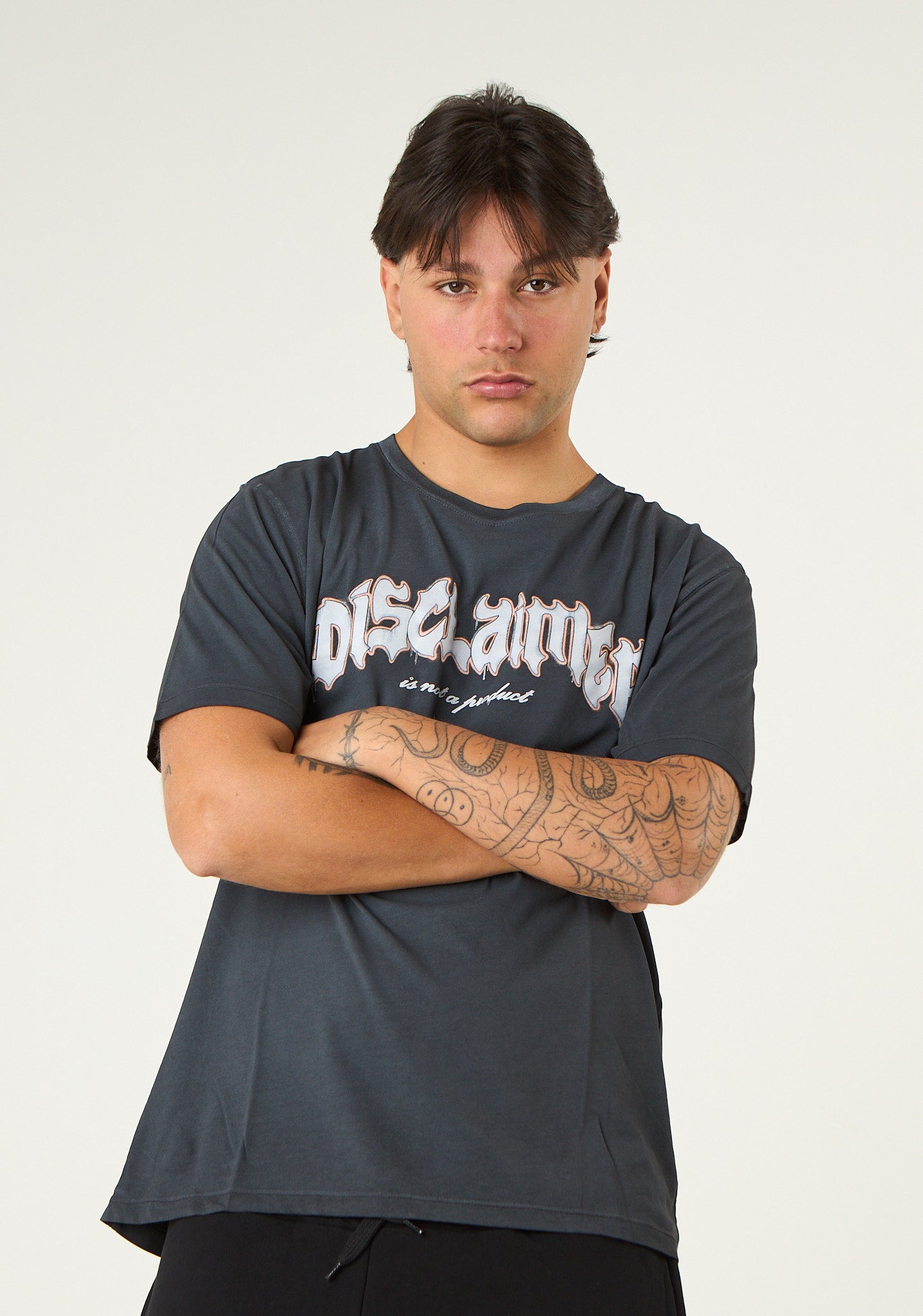 T-shirt con stampa a contrasto