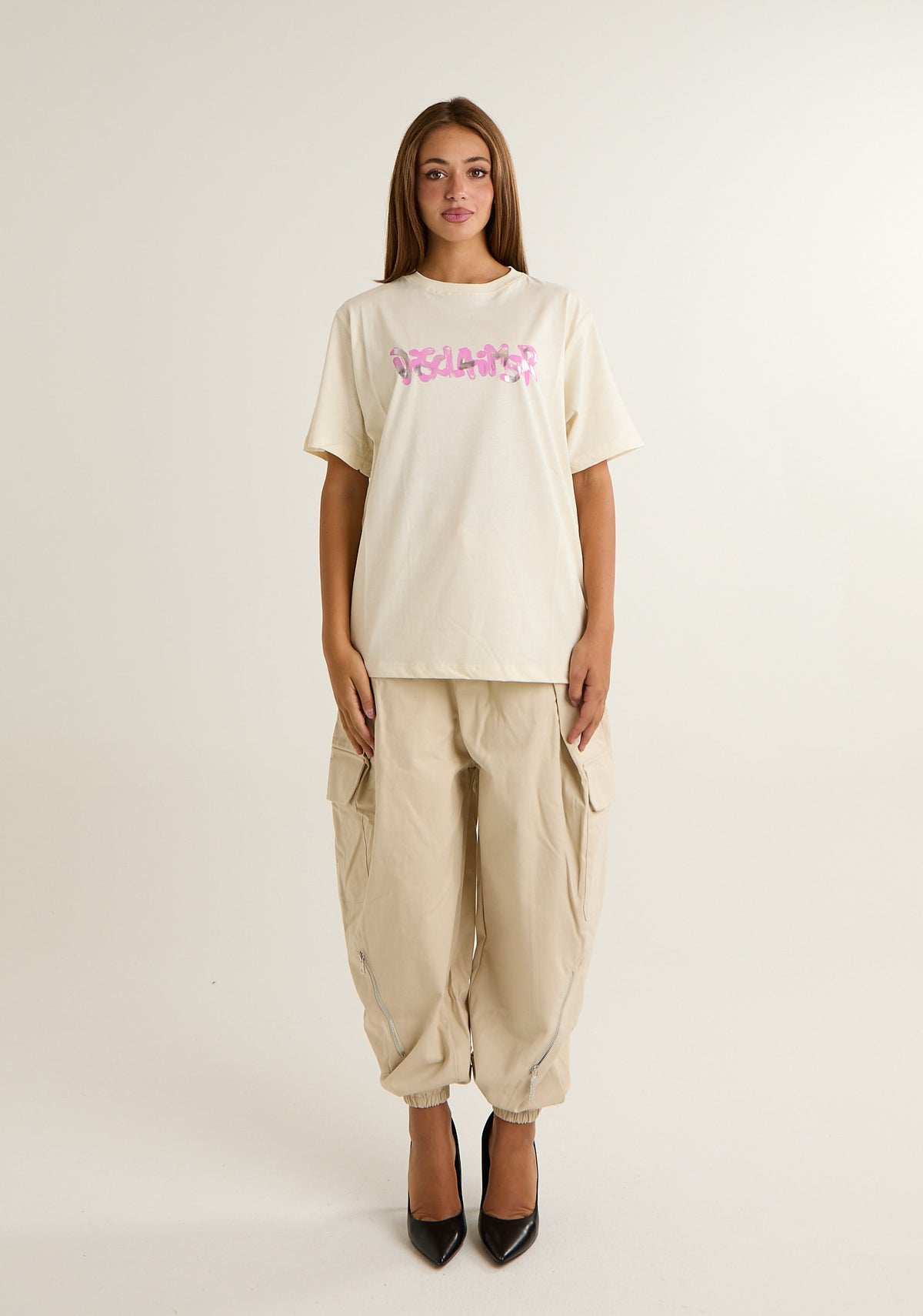 T-shirt con stampa frontale a contrasto