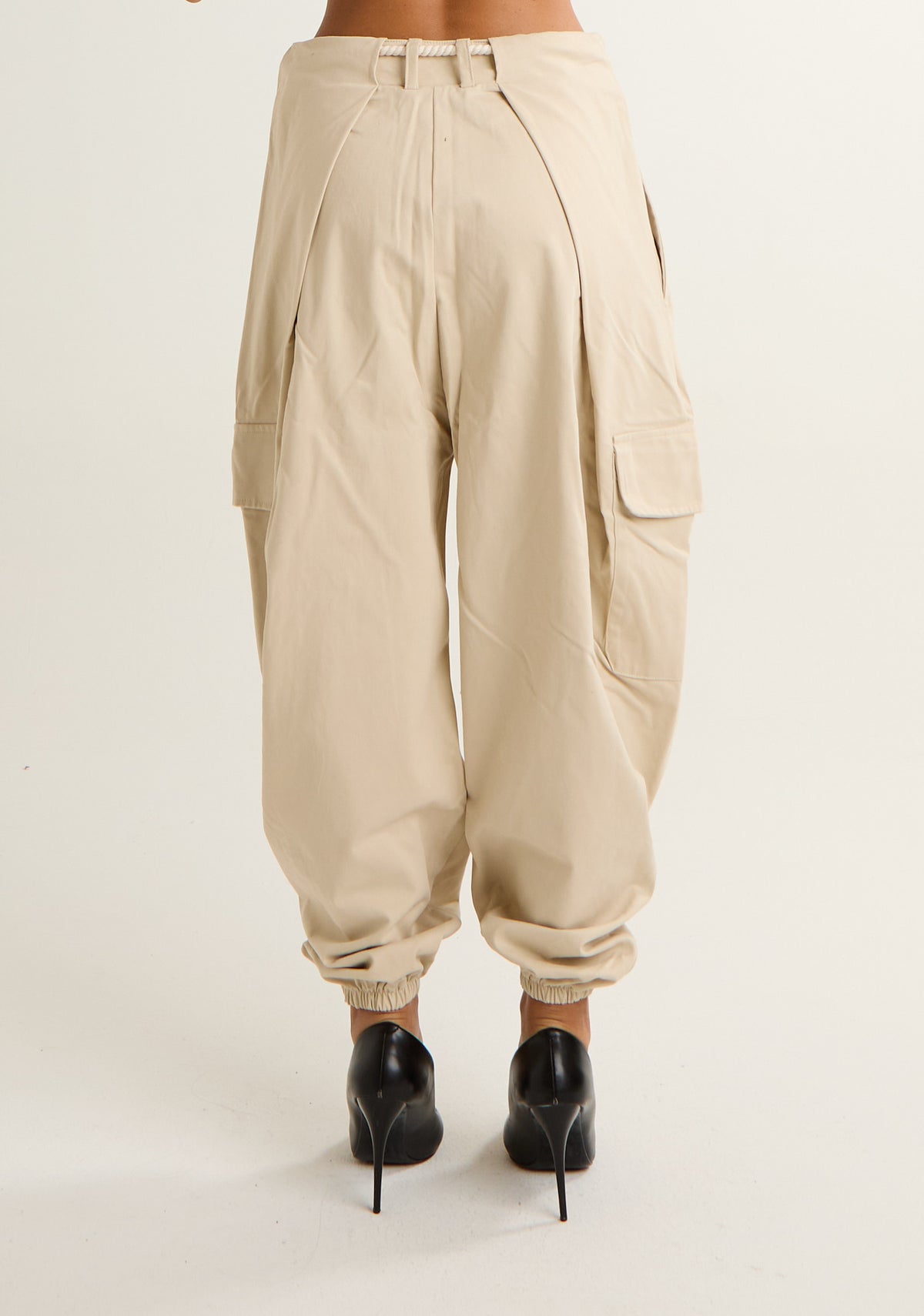 Pantalone cargo in gabardine