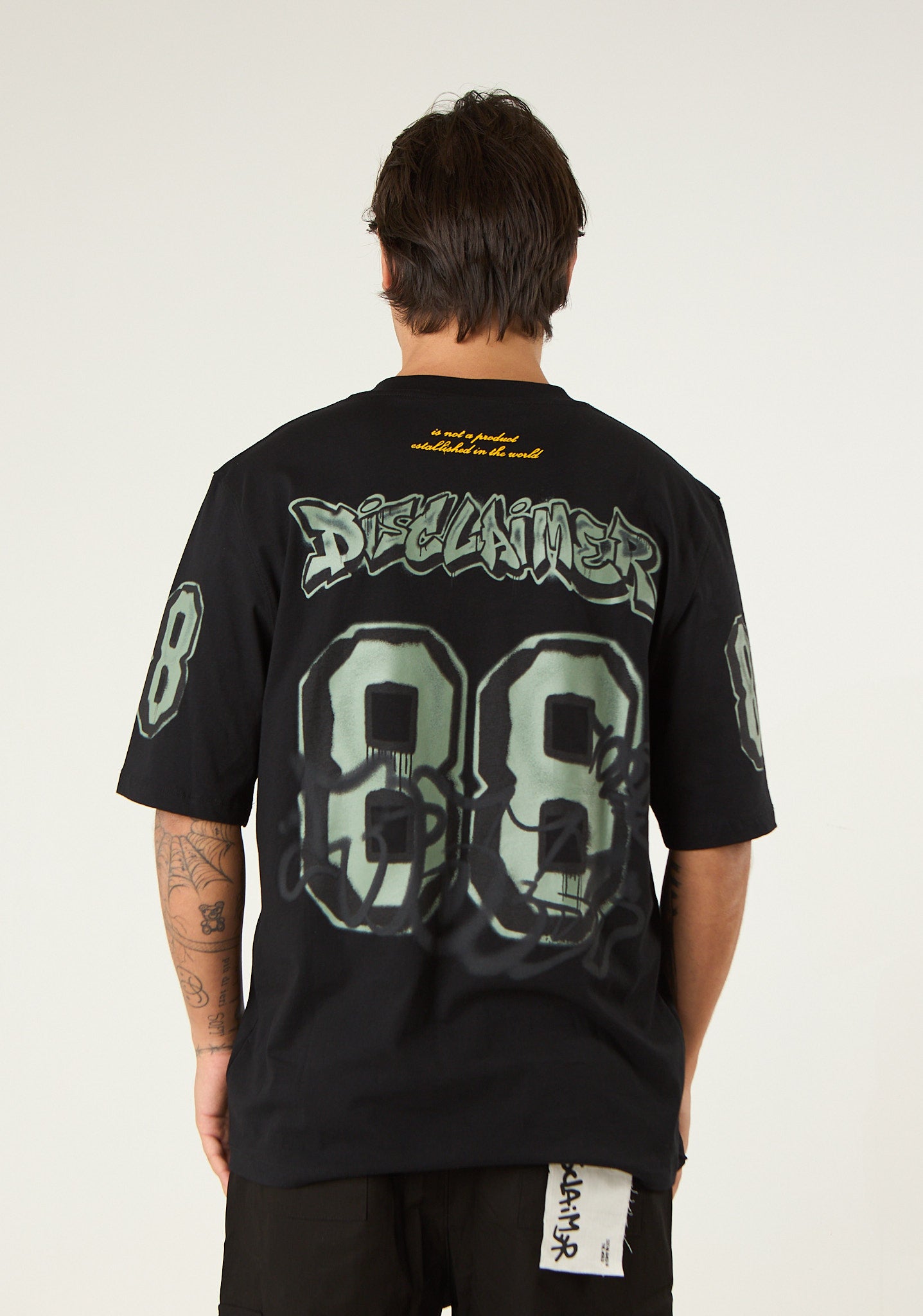 T-shirt basket