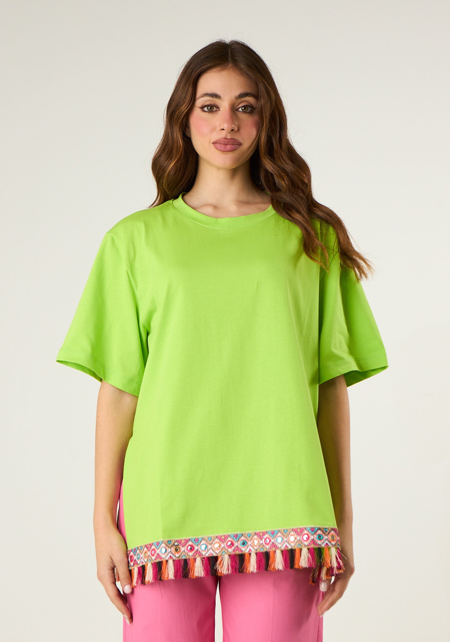 T-shirt con nappe multicolor