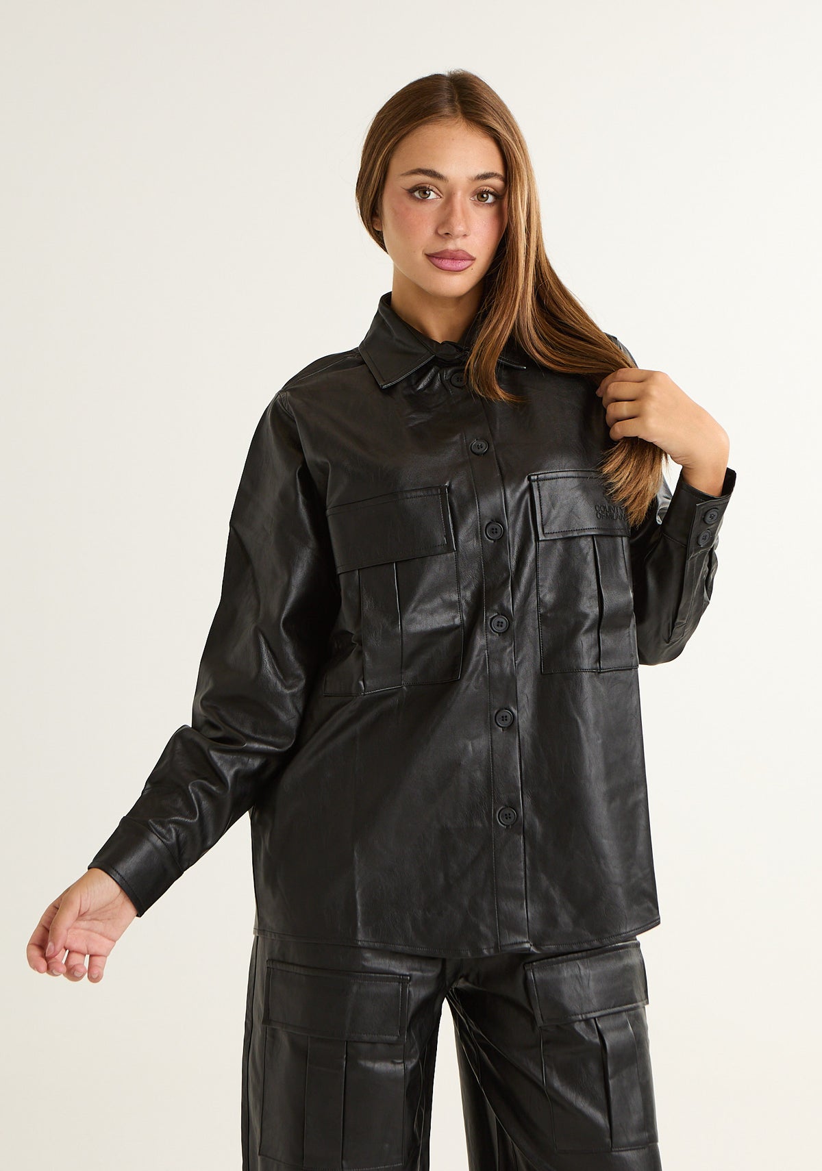Camicia oversize in ecopelle