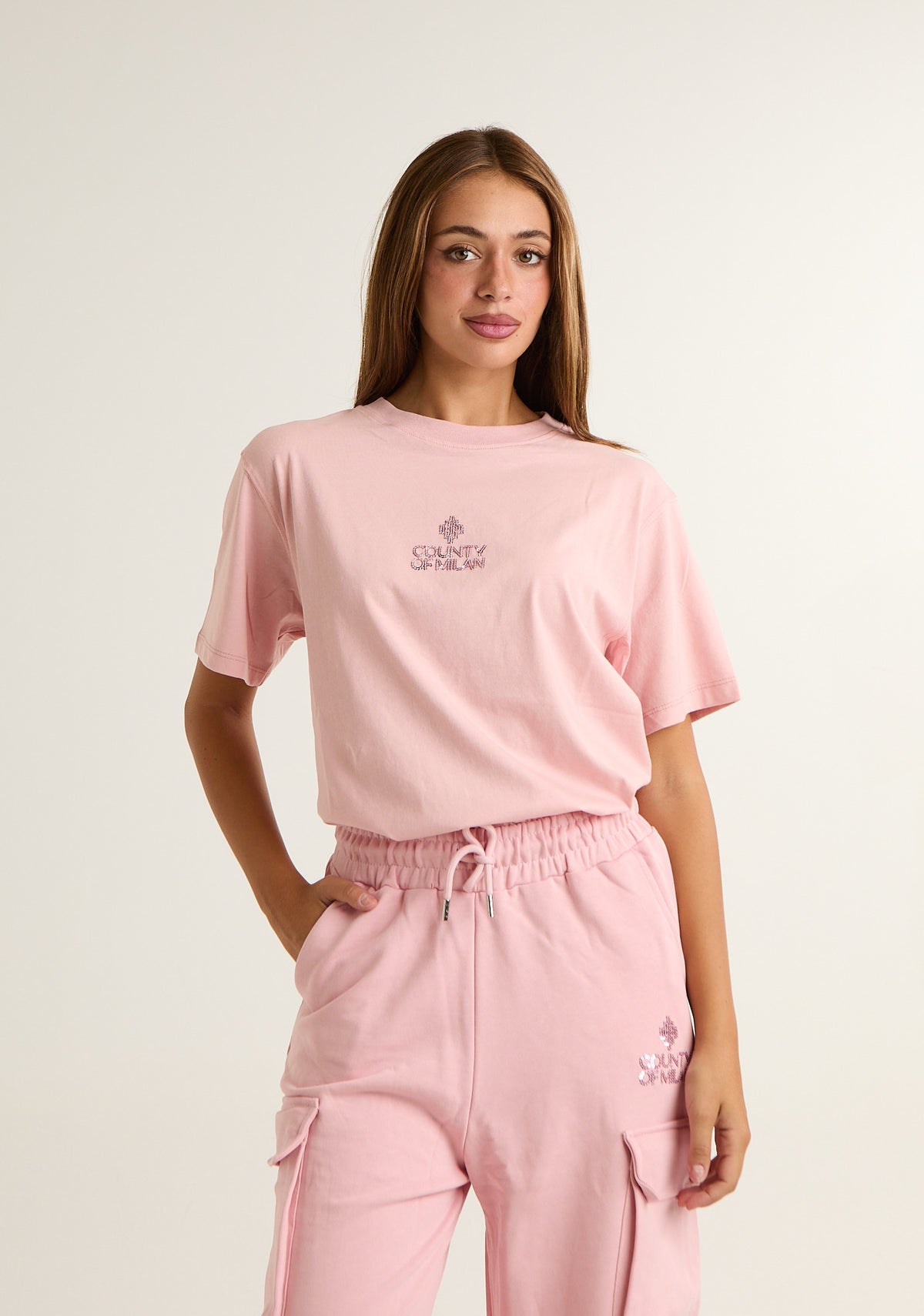 T-shirt con logo ricamato piccolo