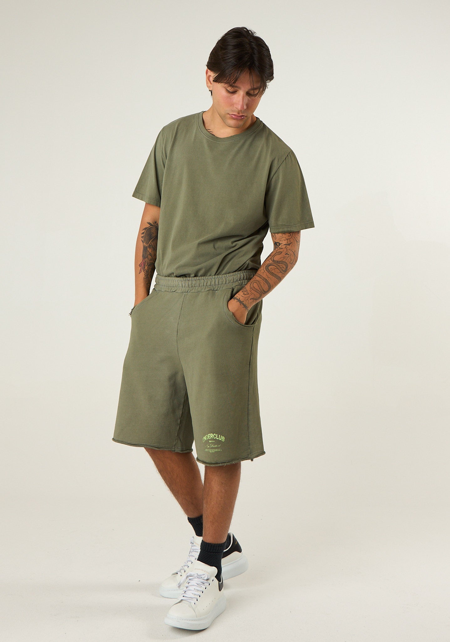 Bermuda in felpa a taglio vivo