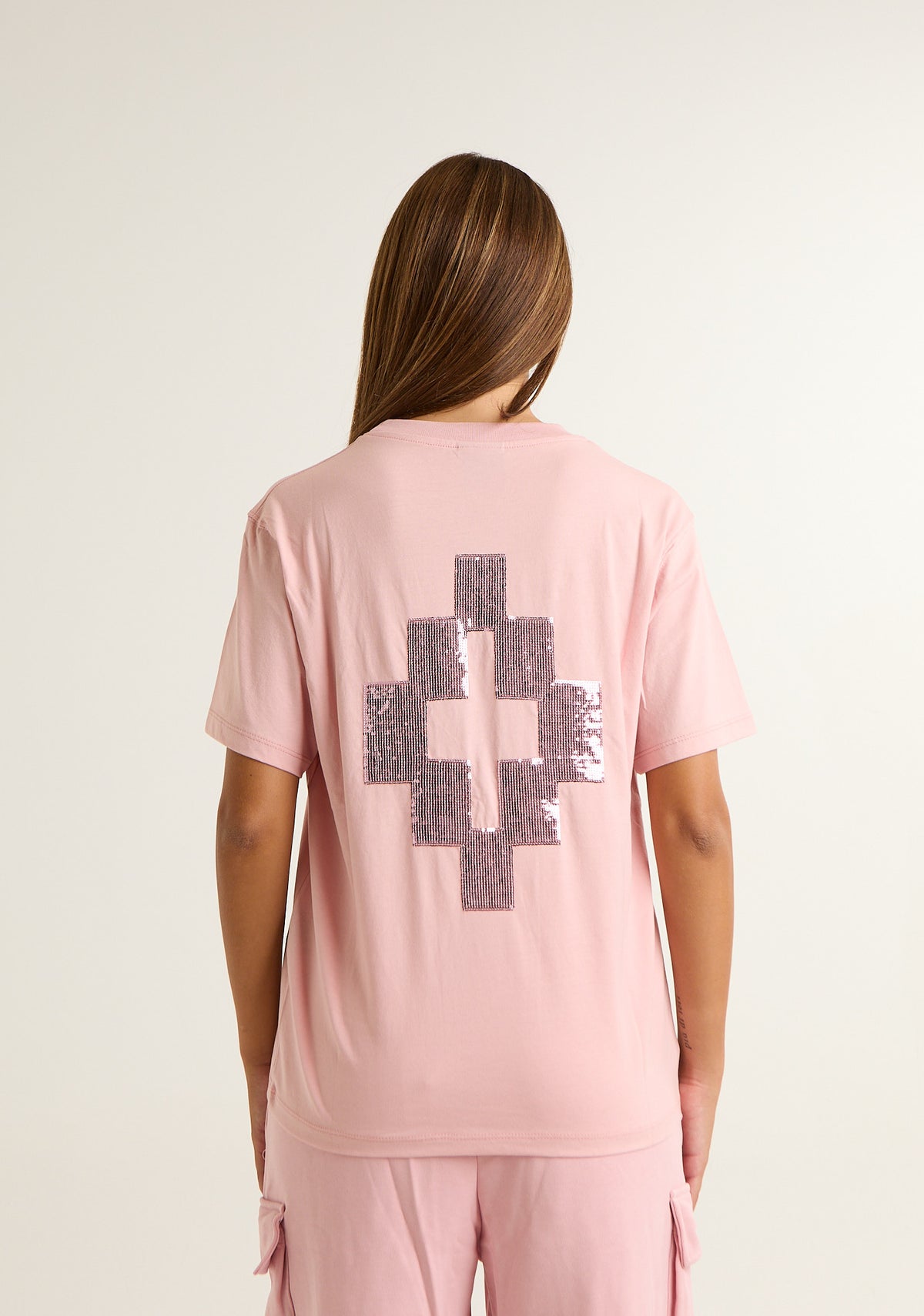 T-shirt con logo ricamato piccolo